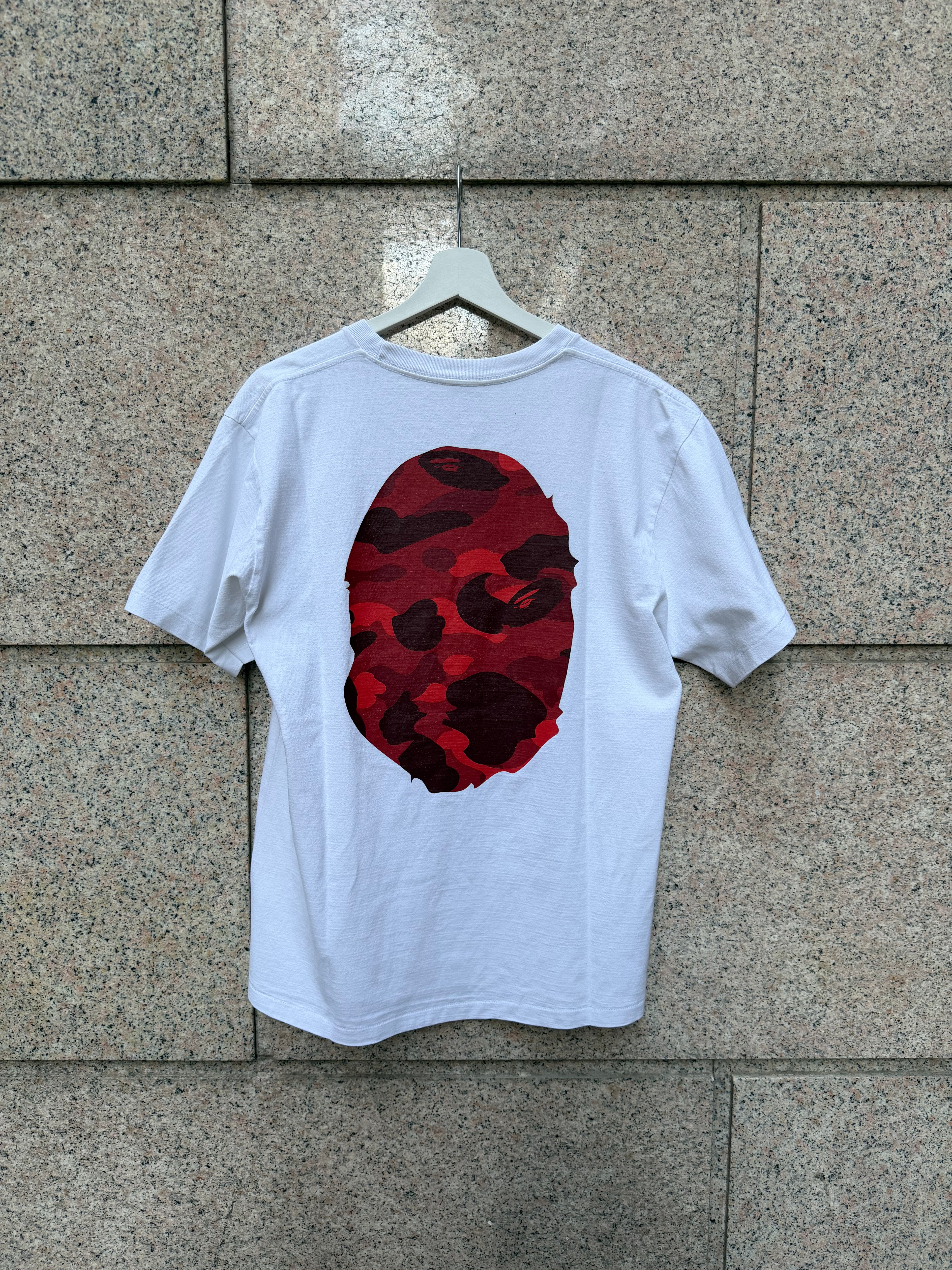 A Bathing Ape Bape Tee Big Head White Red - L (USED)