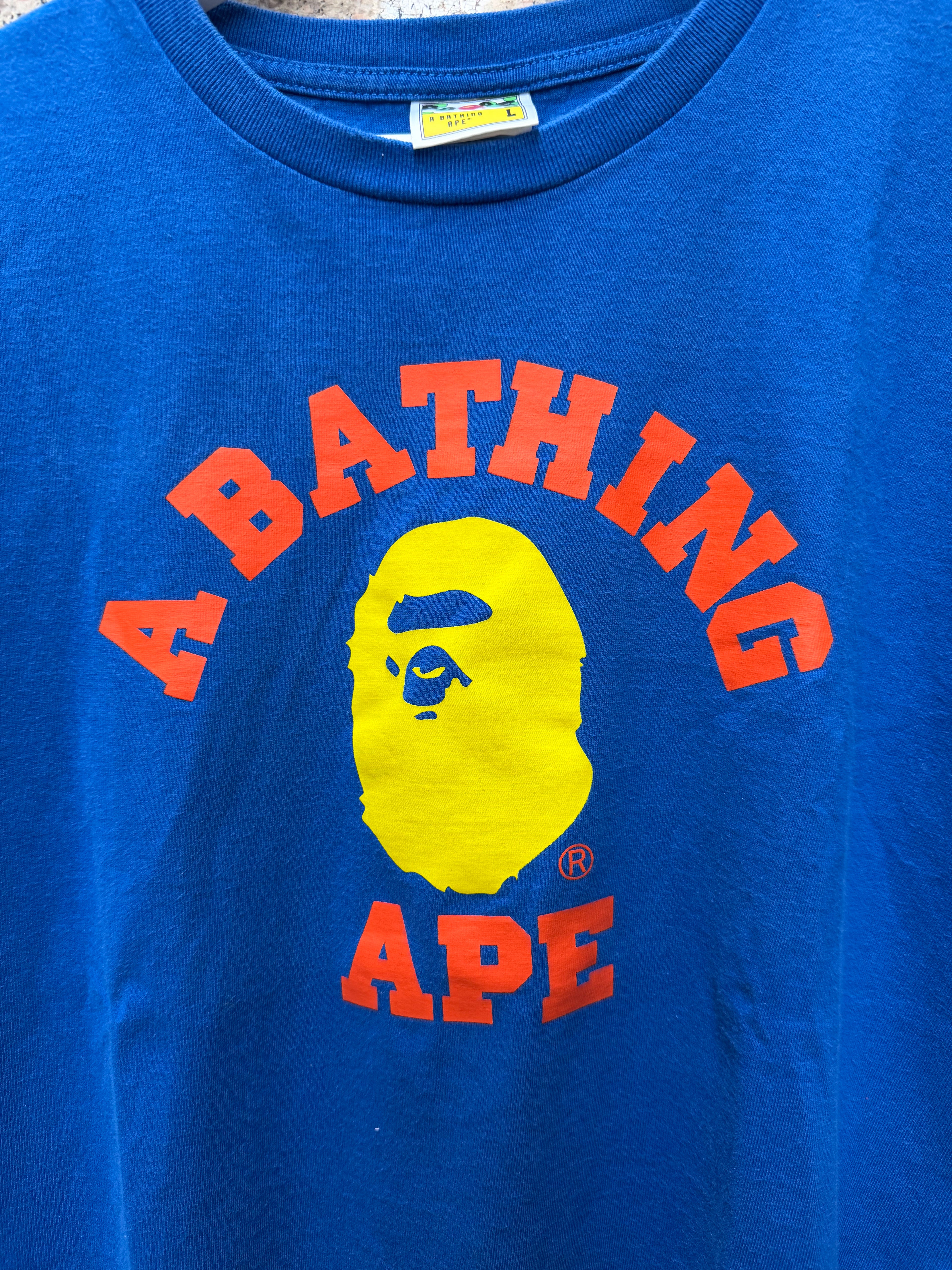 A Bathing Ape Bape Tee College Blue - L (USED)
