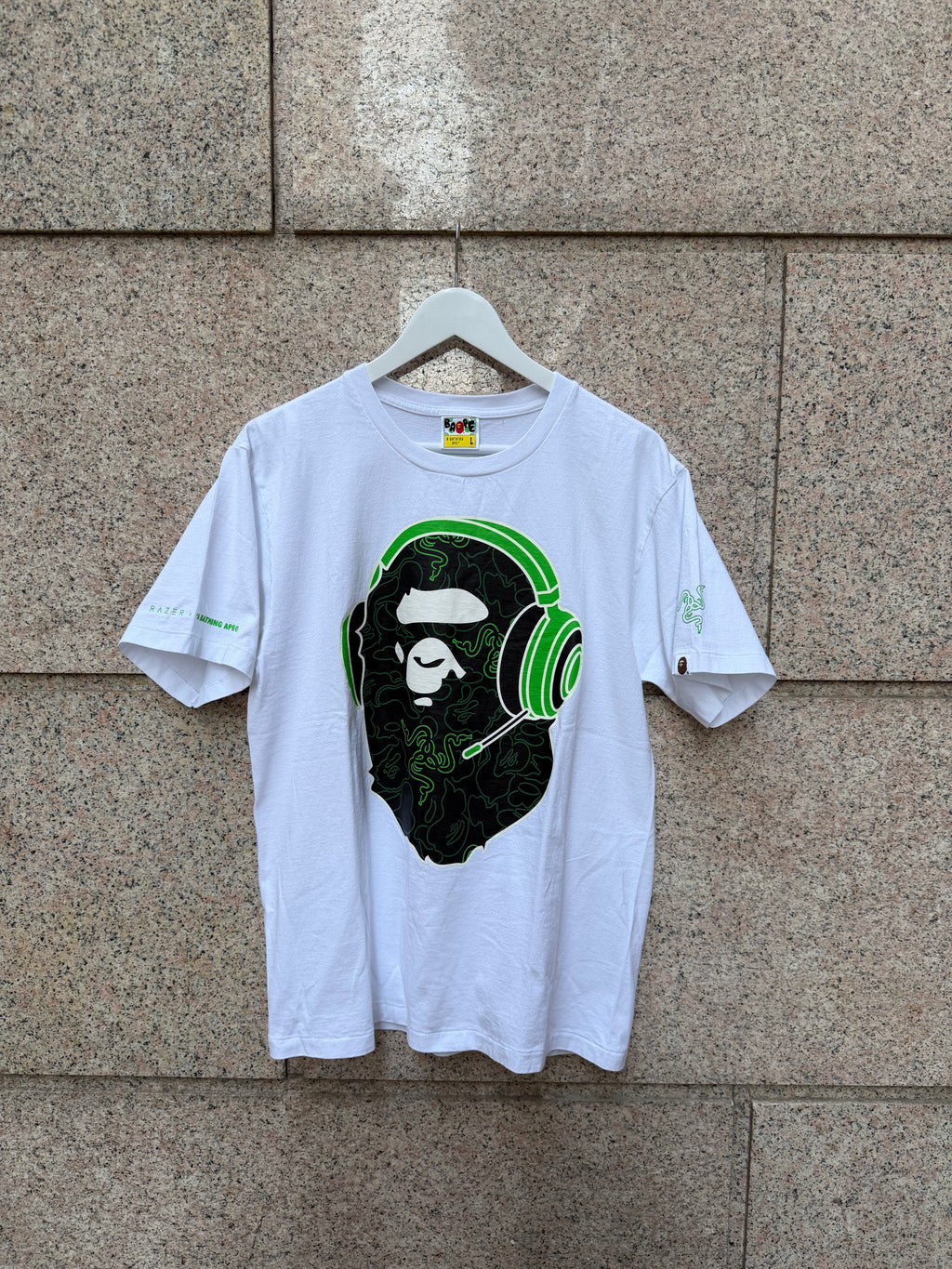 A Bathing Ape Bape Tee X Razer White Green - L (USED)