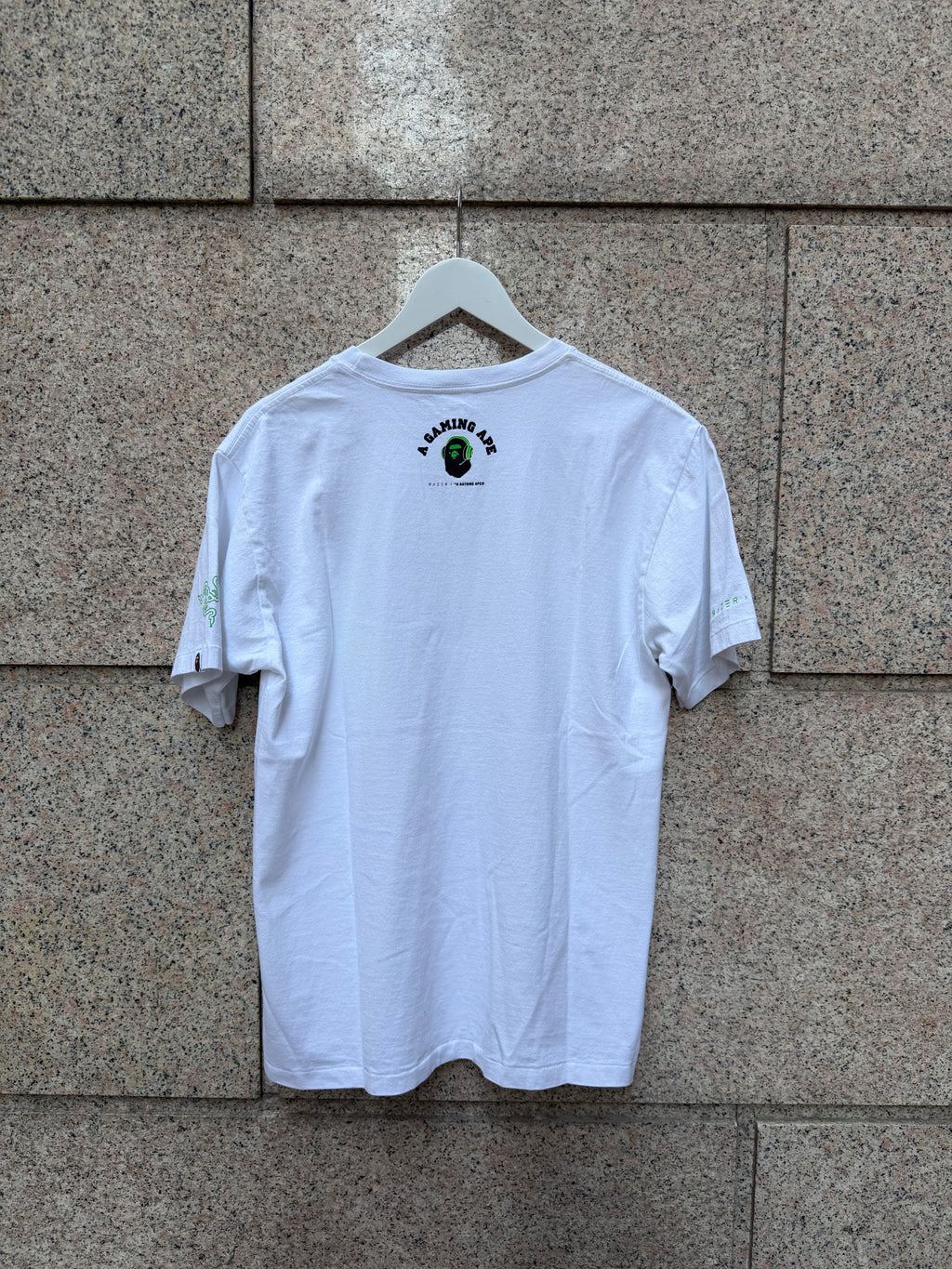 A Bathing Ape Bape Tee X Razer White Green - L (USED)