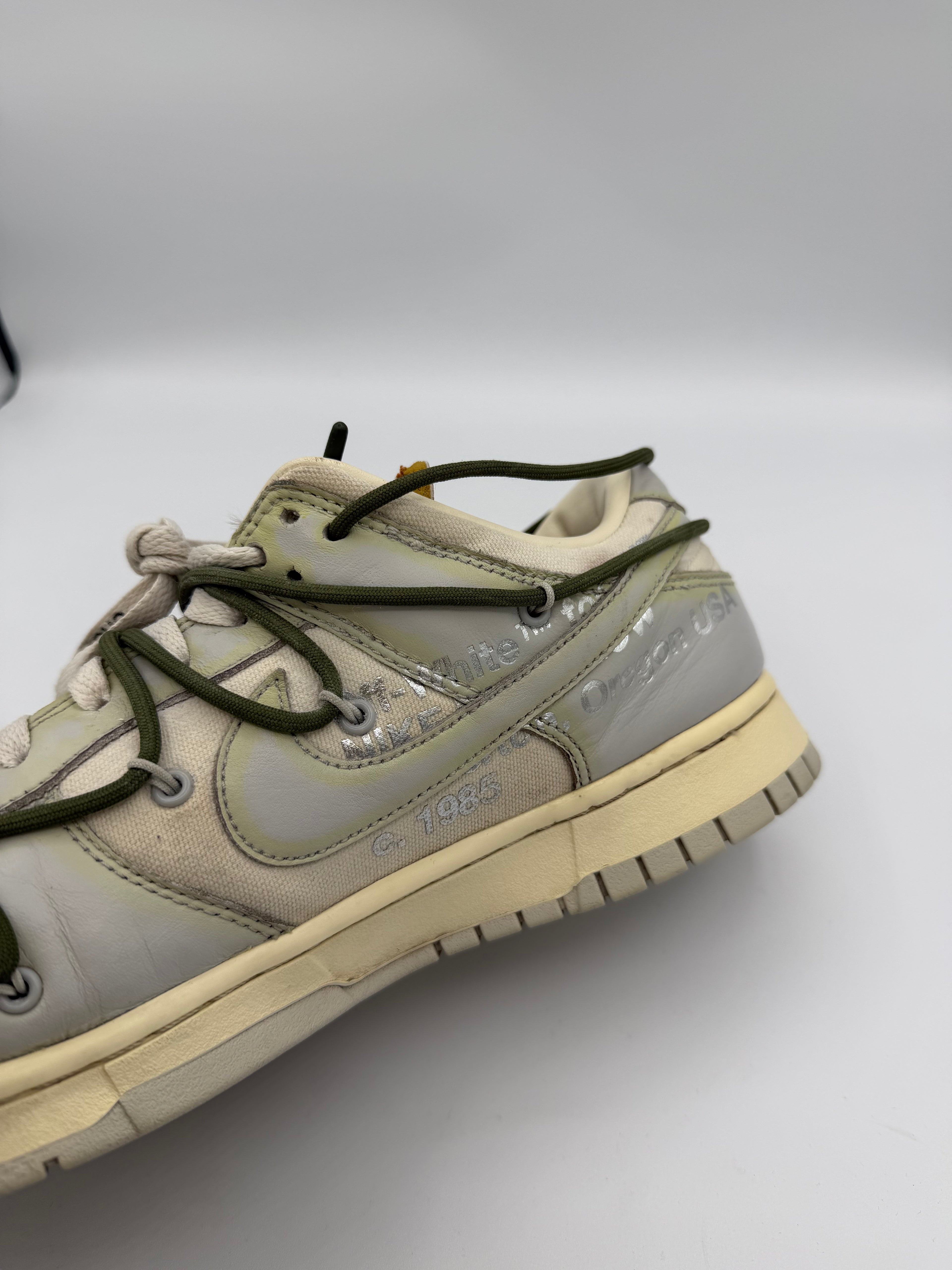 Nike Dunk Low Off-White Lot 22 - 44Eu (USED)