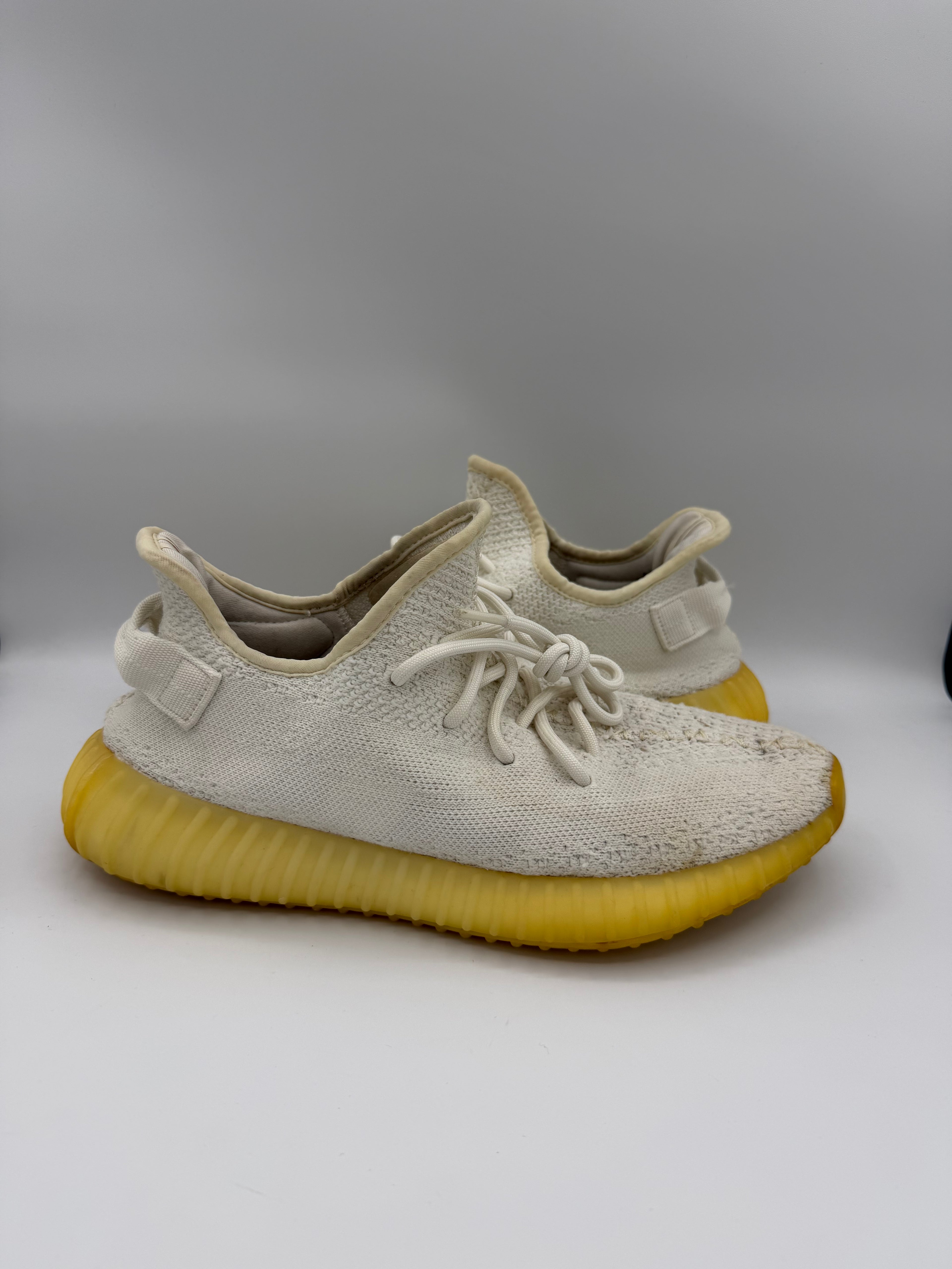 Yeezy Boost 350 V2 Cream White - 42,5Eu (USED)
