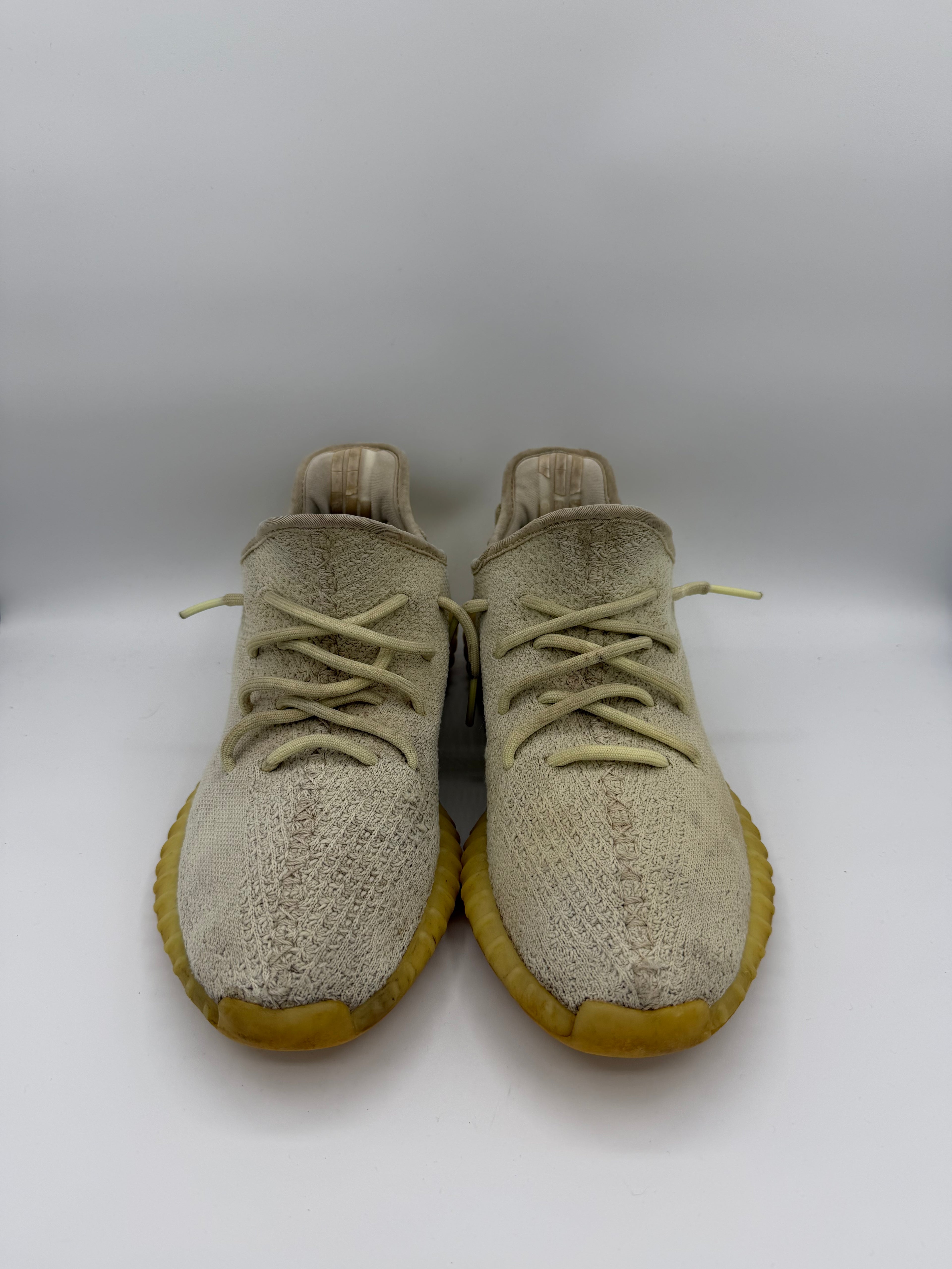 Yeezy Boost 350 V2 Butter - 42Eu (USED)