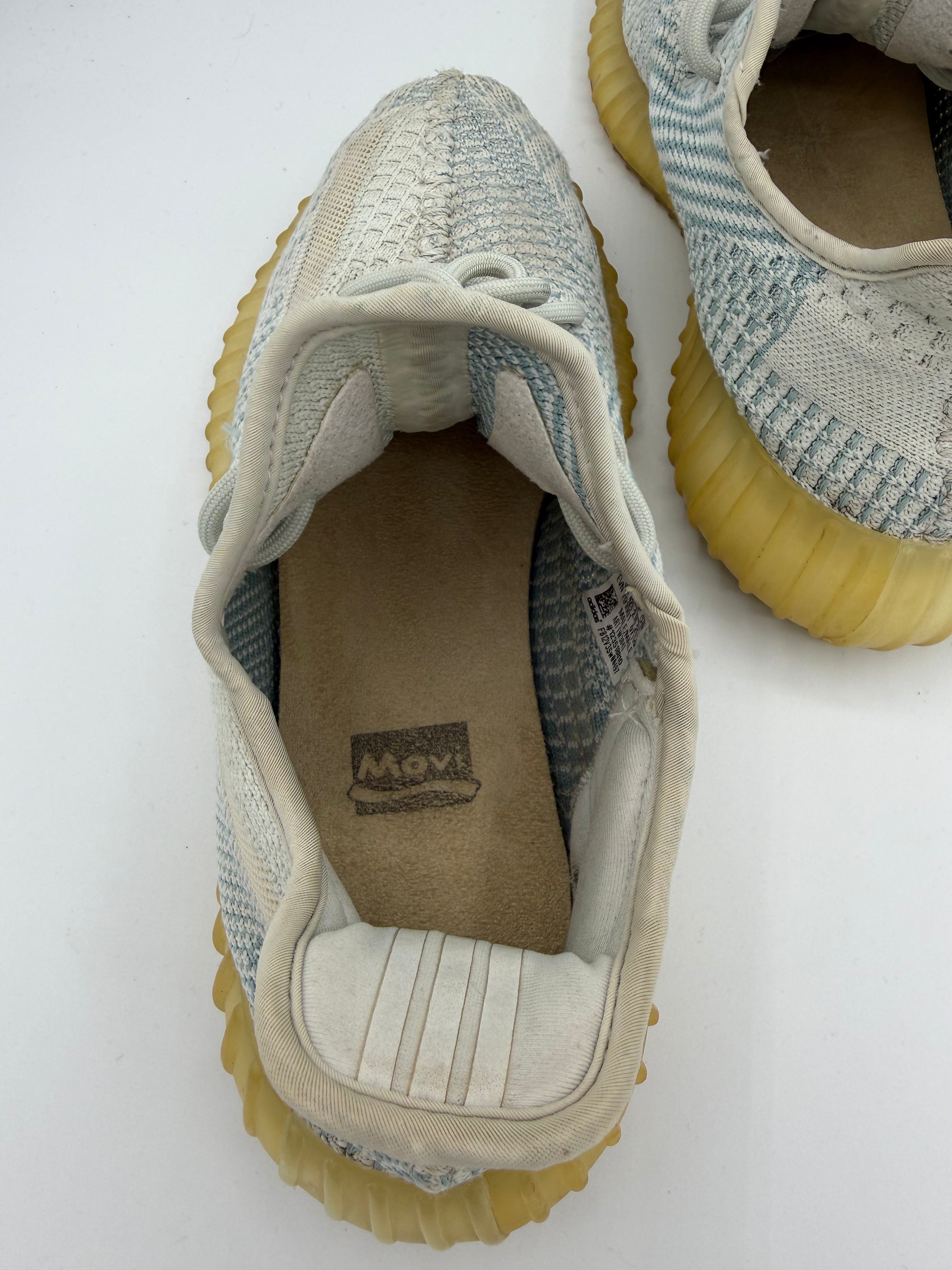 Yeezy Boost 350 V2 Cloud White - 42,5Eu (USED)