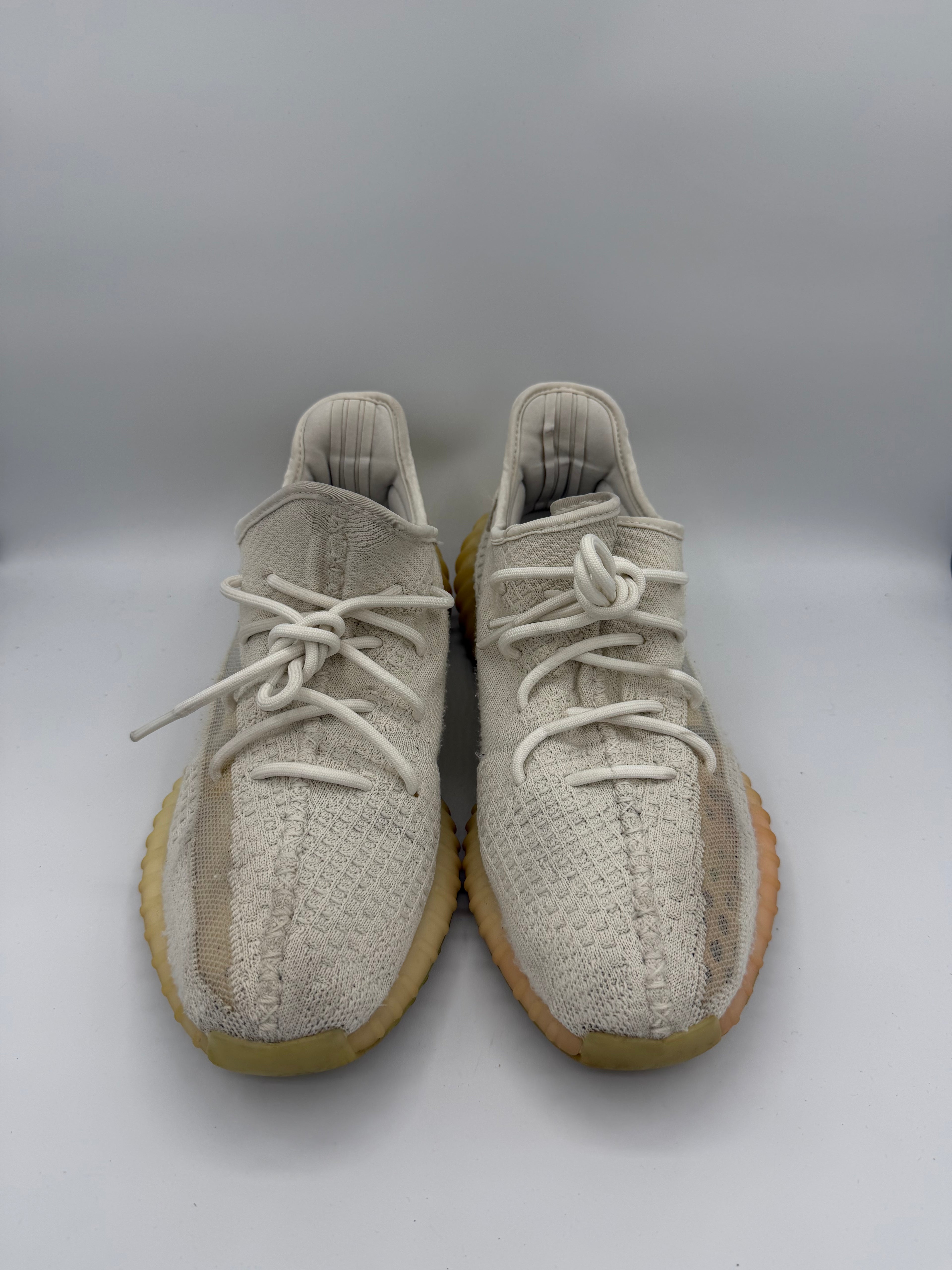 Yeezy Boost 350 V2 Bone - 44,5Eu (USED)