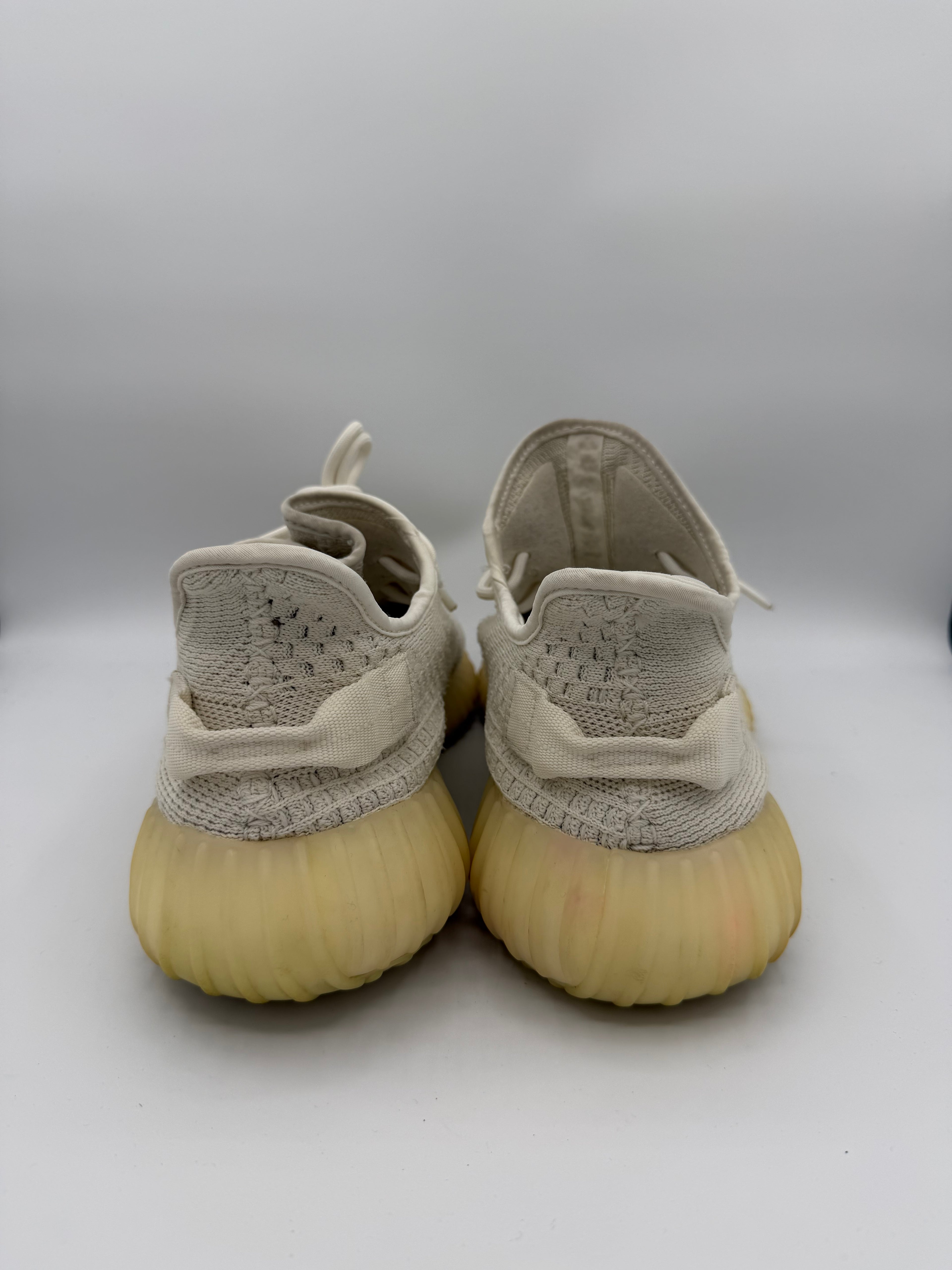 Yeezy Boost 350 V2 Bone - 44,5Eu (USED)