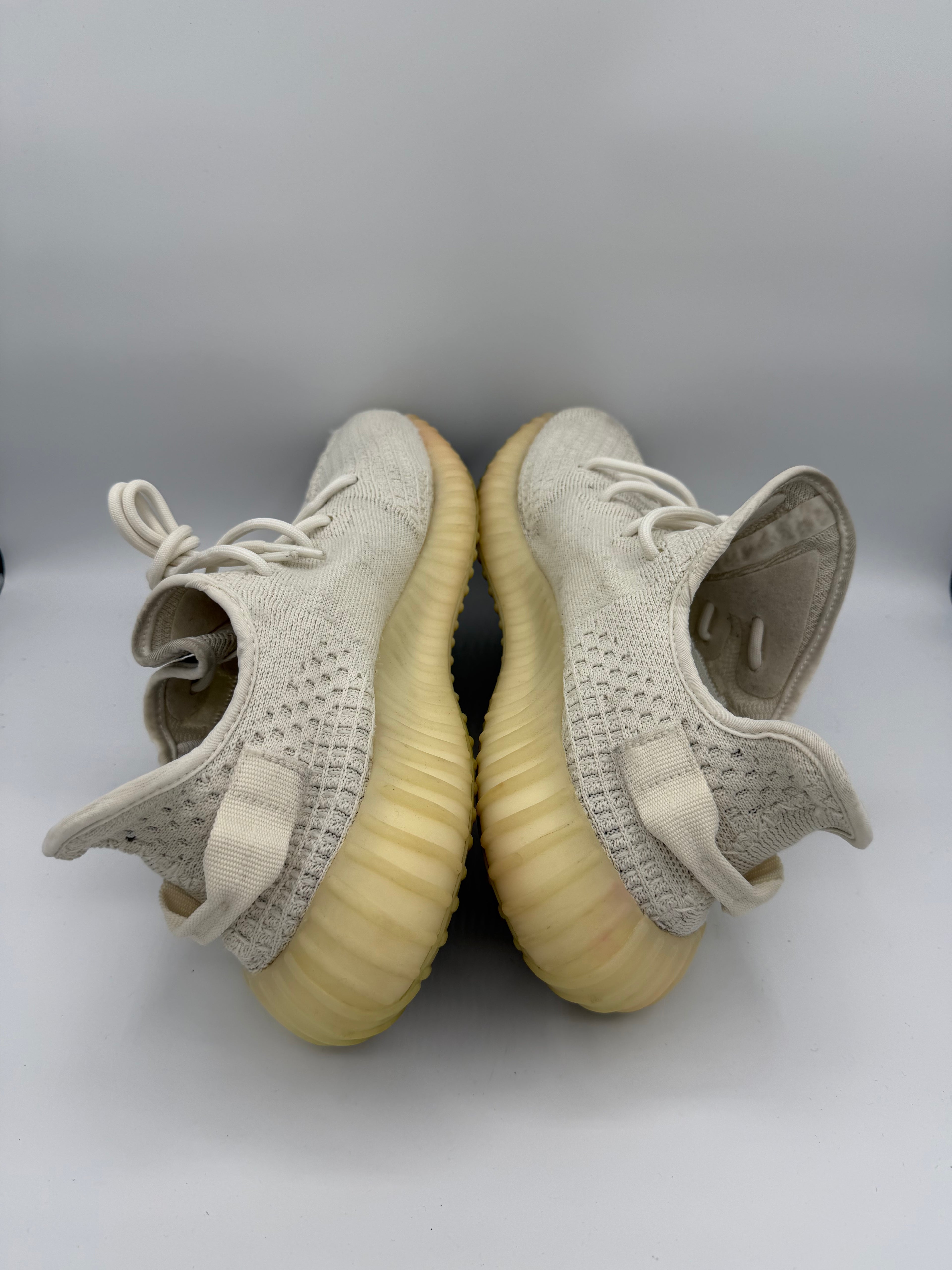Yeezy Boost 350 V2 Bone - 44,5Eu (USED)