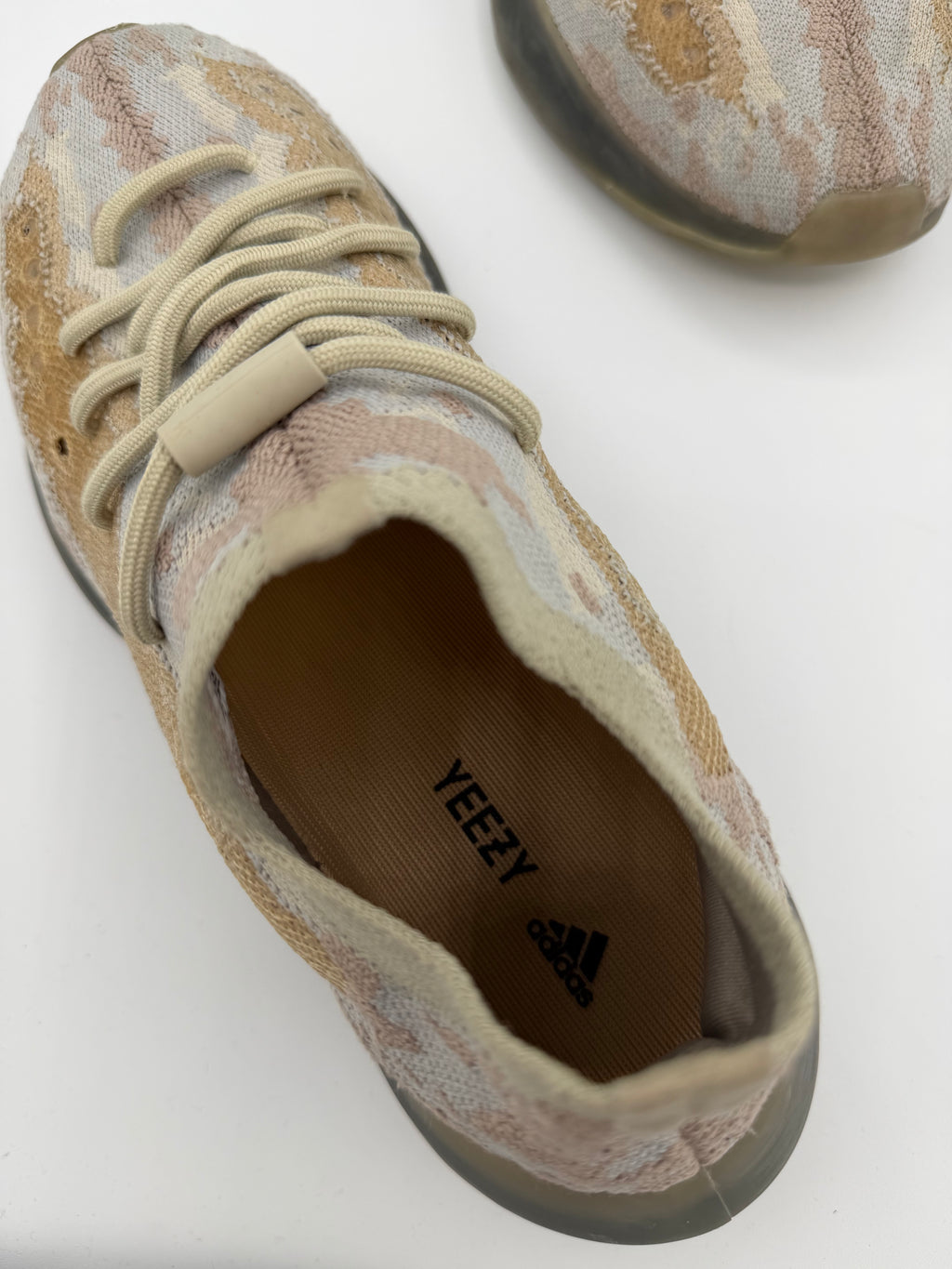Yeezy Boost 380 Pepper - 44Eu (USED)