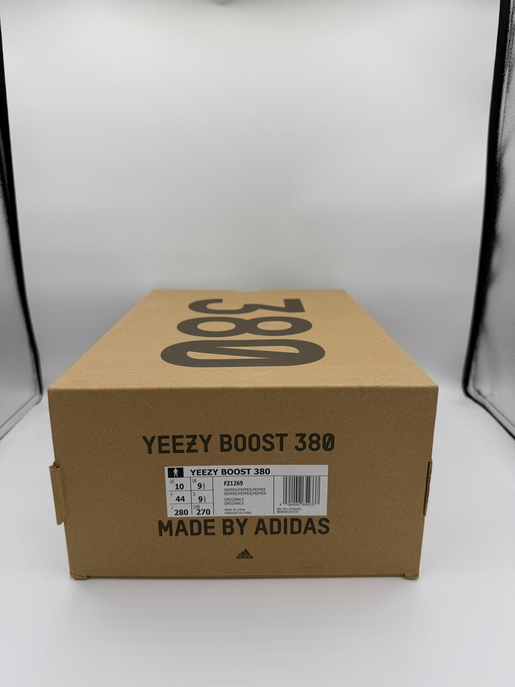 Yeezy Boost 380 Pepper - 44Eu (USED)