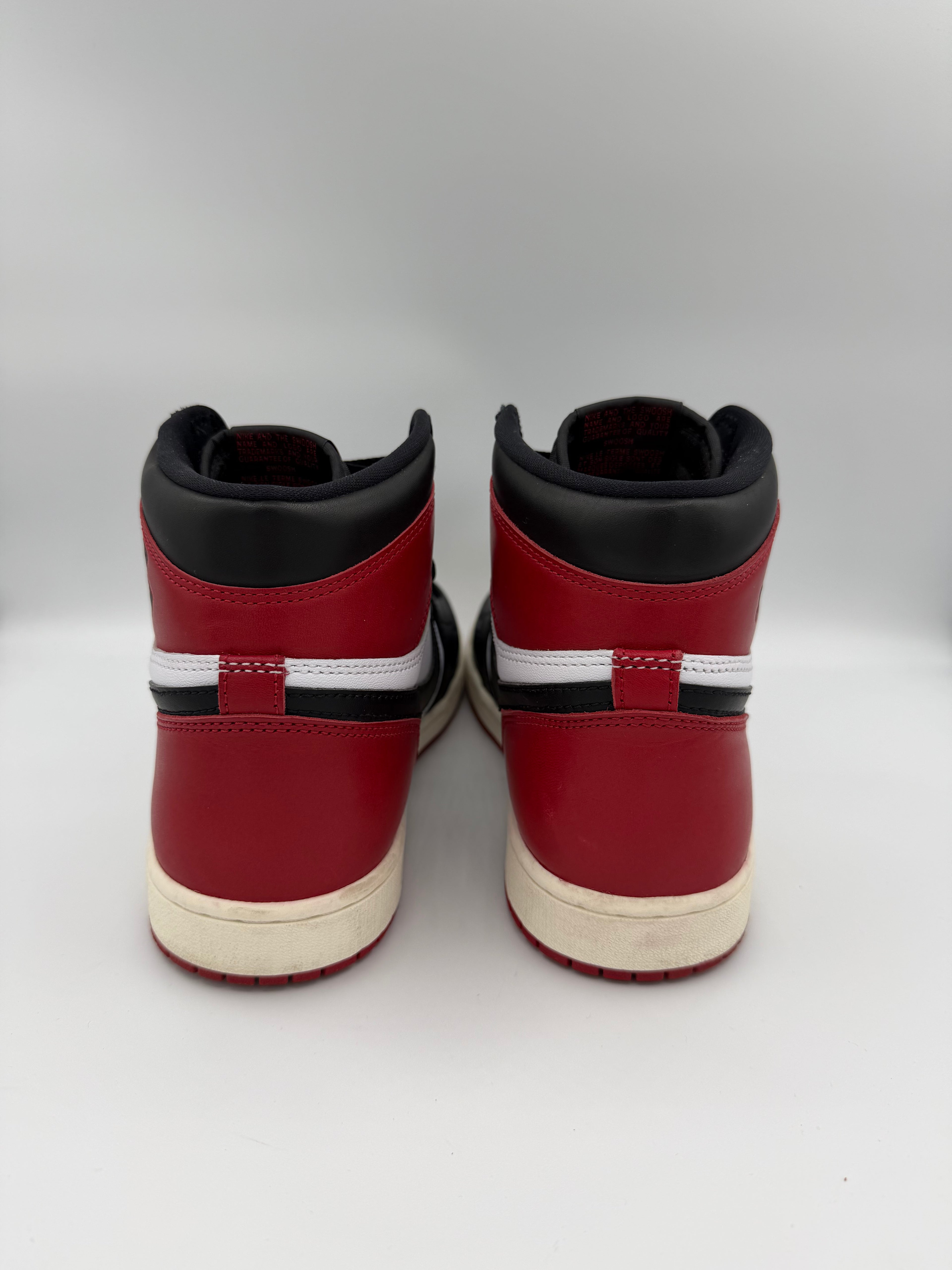 Jordan 1 Retro High OG Black Toe Reimagined - 42,5Eu (USED)
