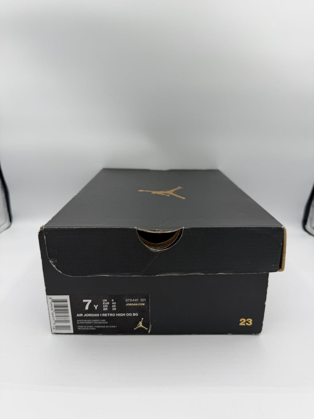 Jordan 1 Retro Chicago (2015) (GS) - 40Eu (USED)