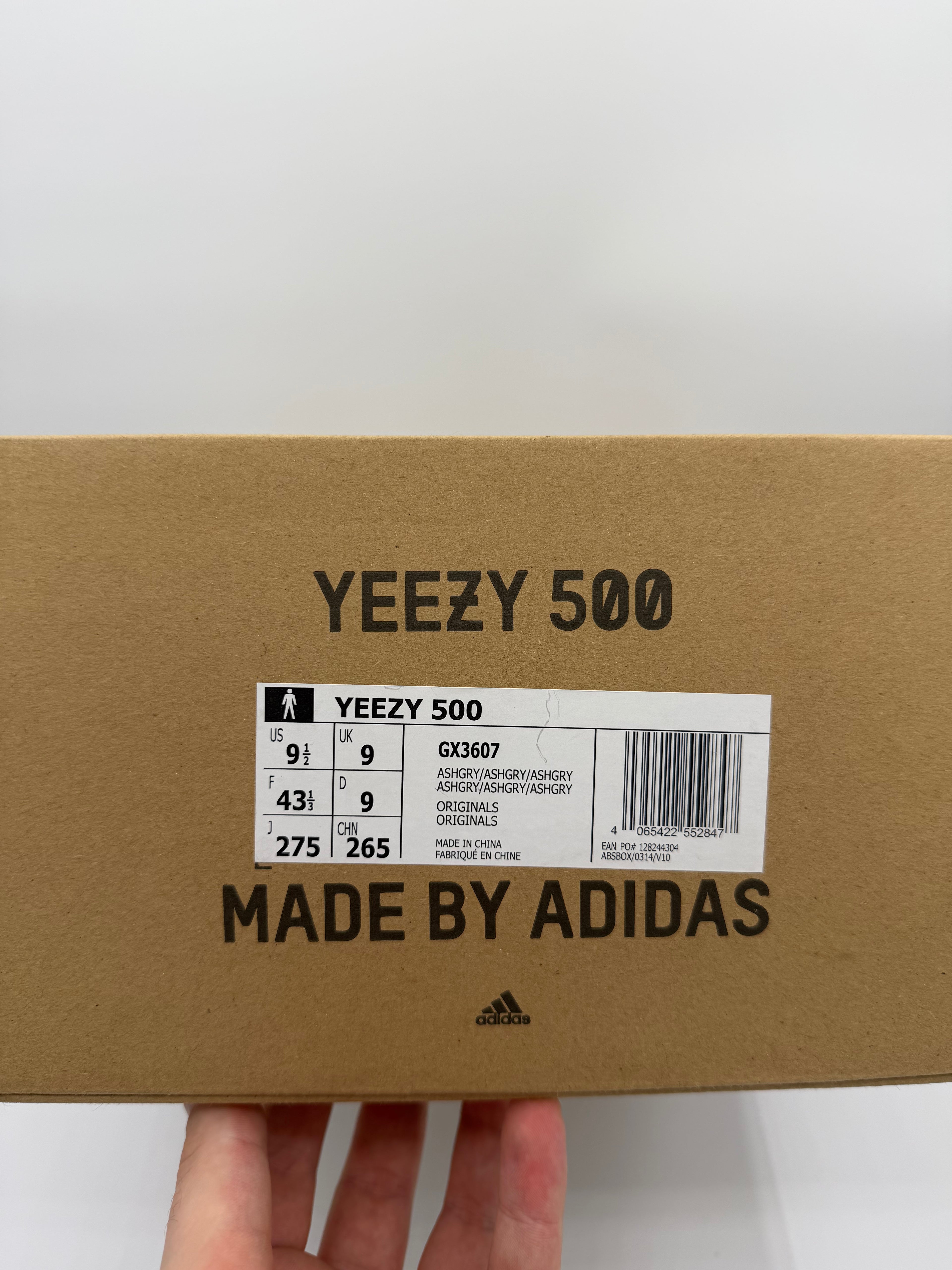 Yeezy 500 Ash Grey - 43Eu (USED)
