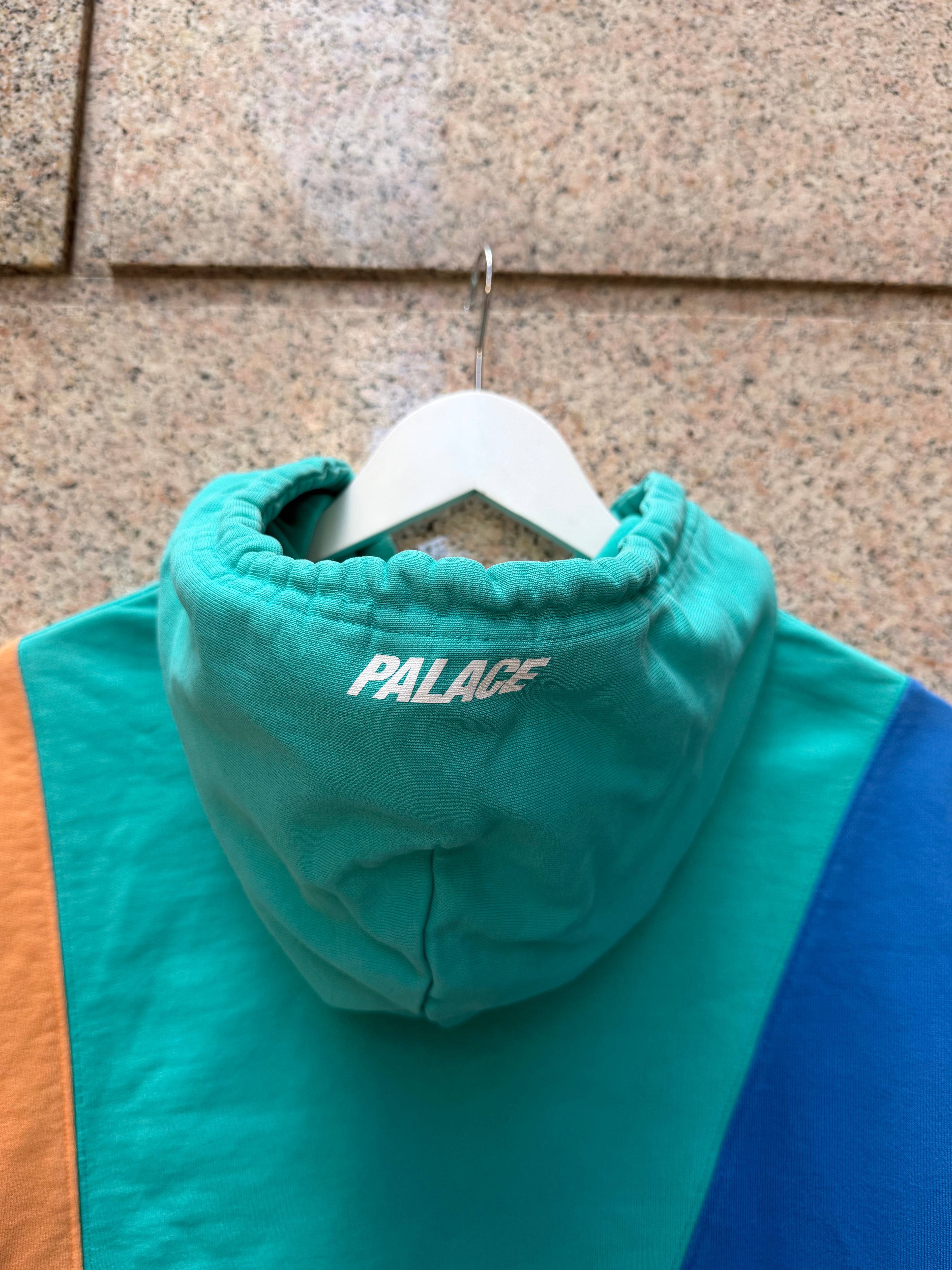 Palace Section Hoodie - M (USED)