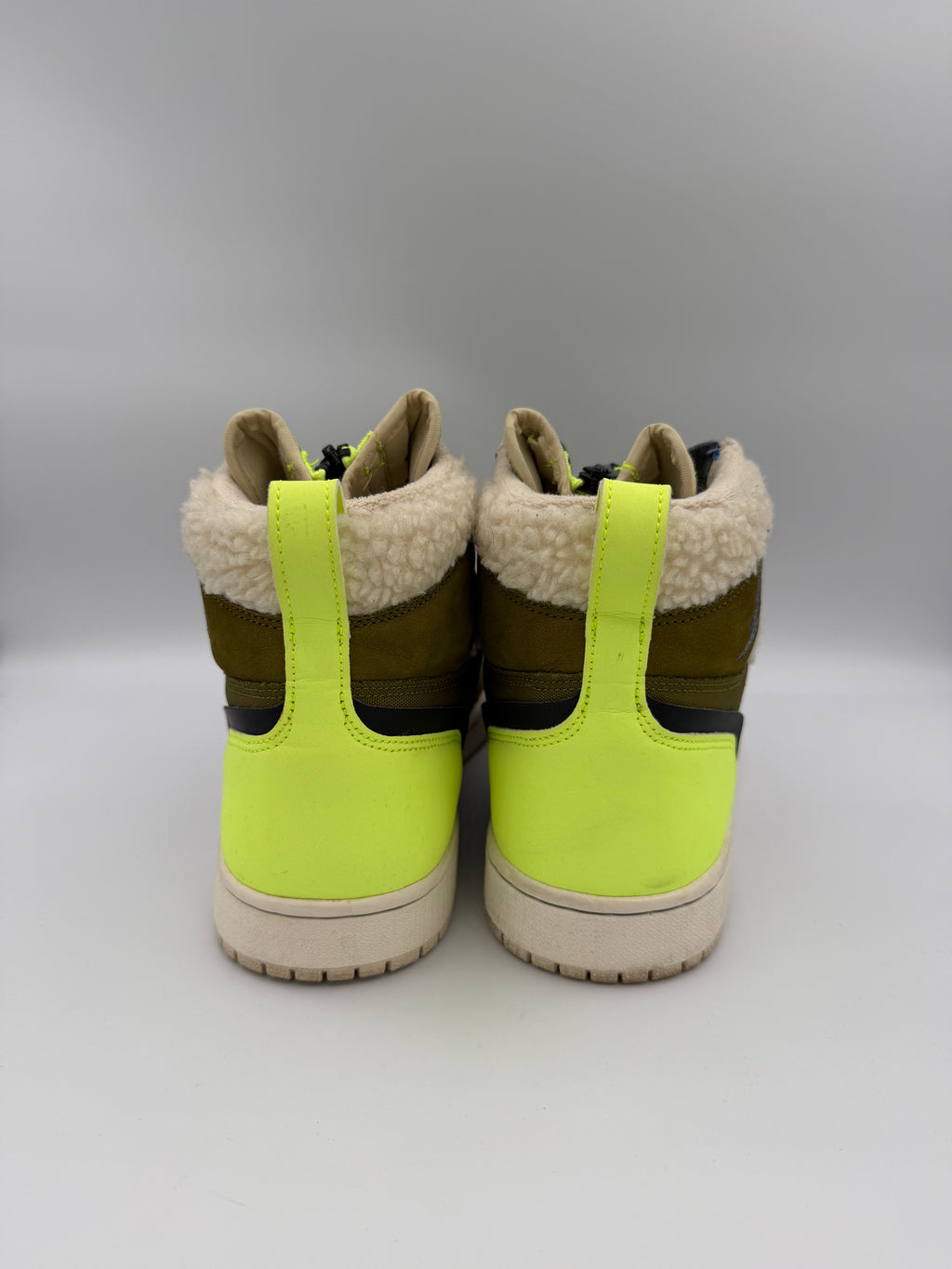 Jordan 1 Retro High Zip Utility Pack  - 40,5Eu (USED)