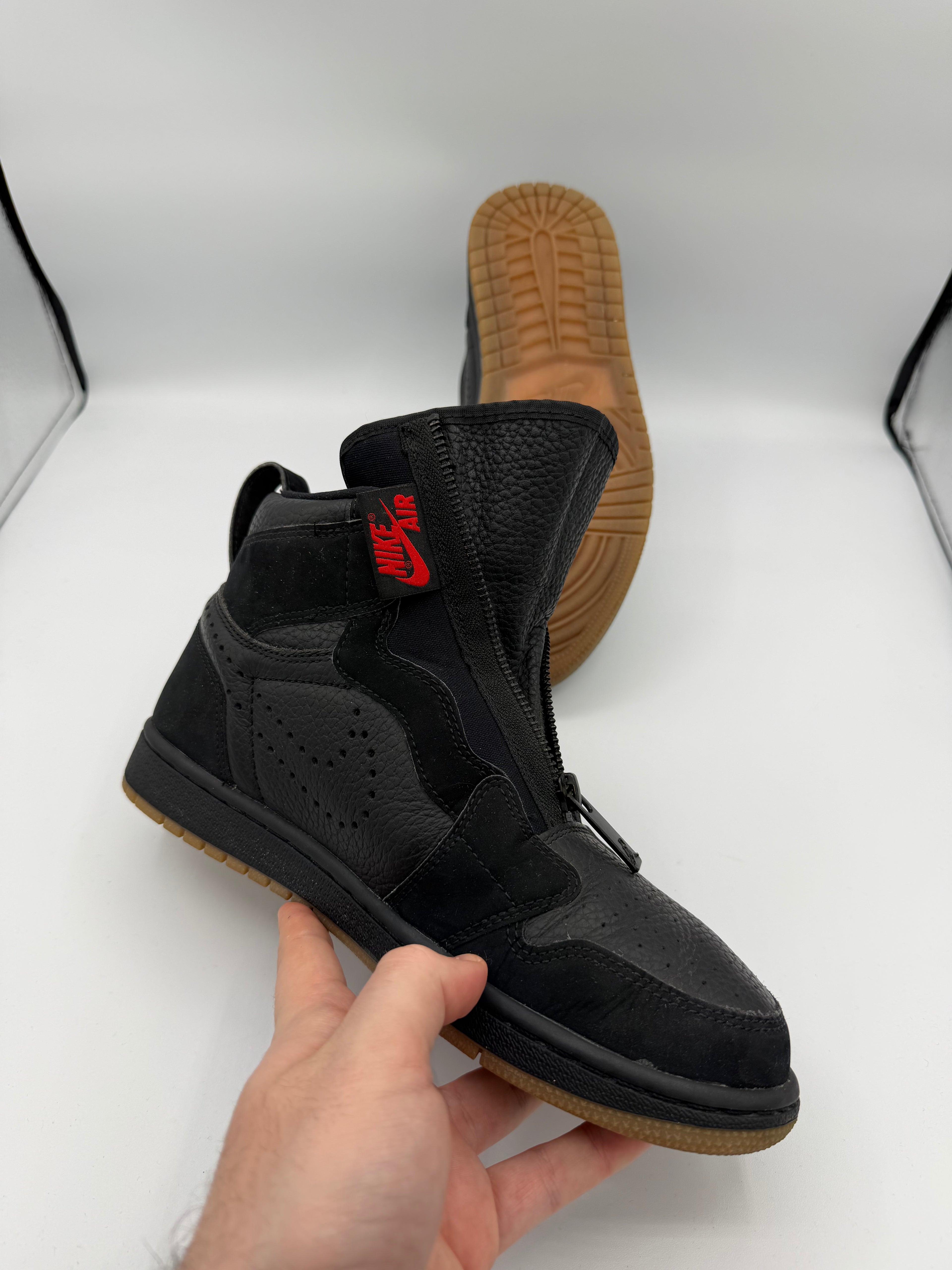 Jordan 1 High Zip Black Gum  - 40,5Eu (USED)