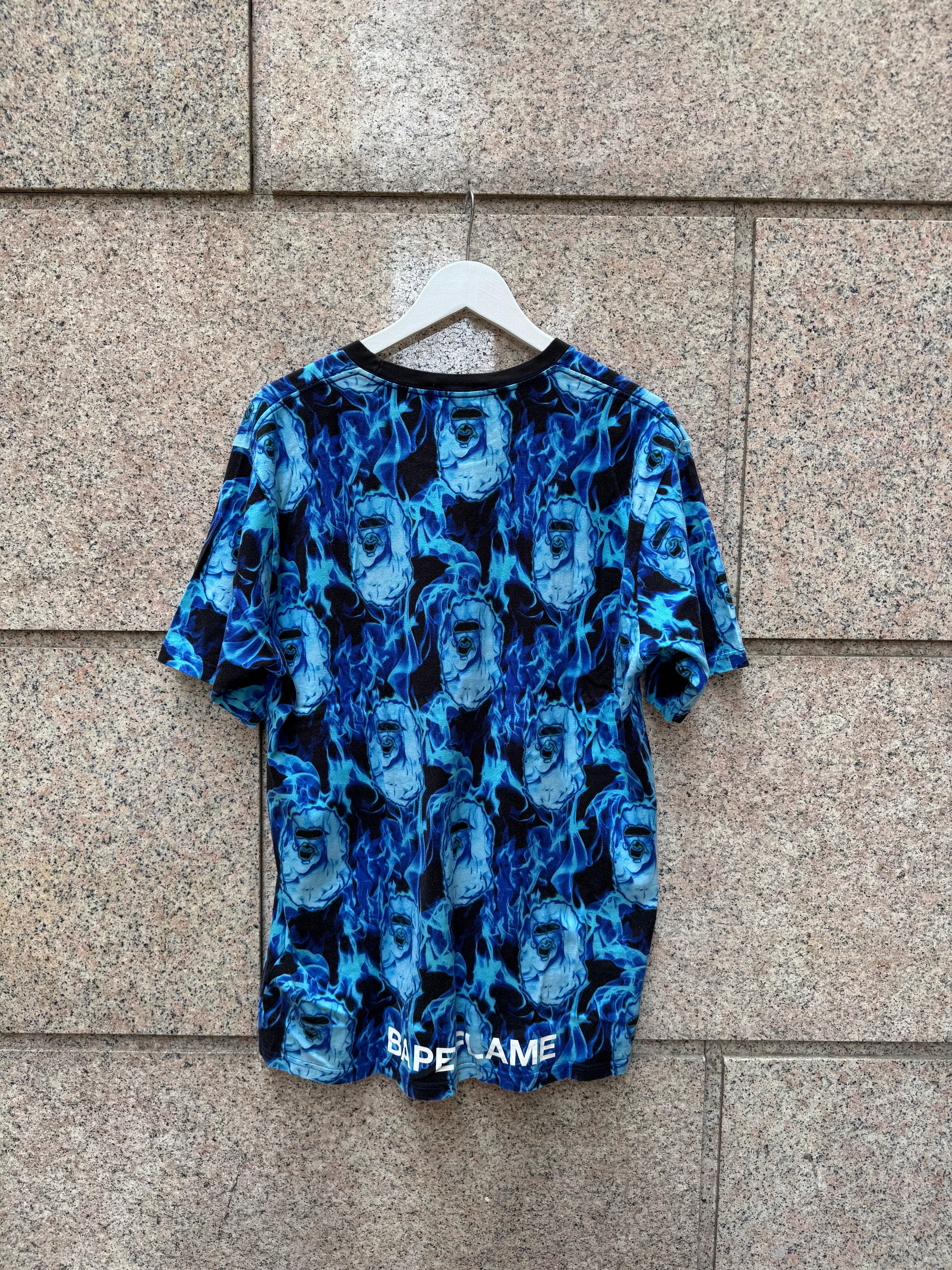 A Bathing Ape Bape Tee Blue Flame - L (USED)