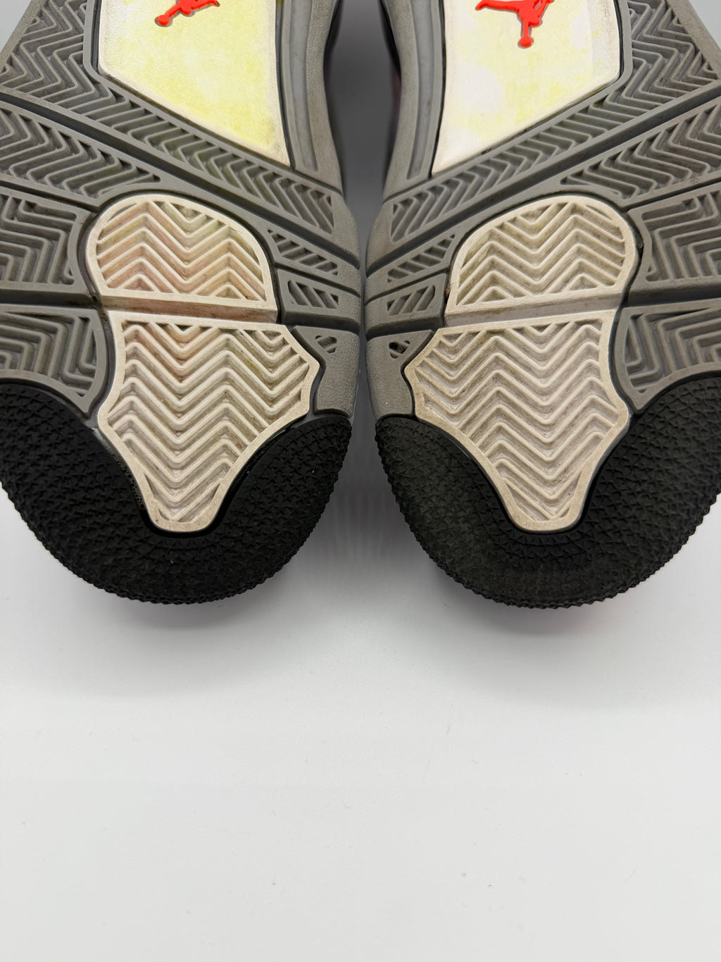 Jordan 4 Retro Zen Master - 40Eu (USED)