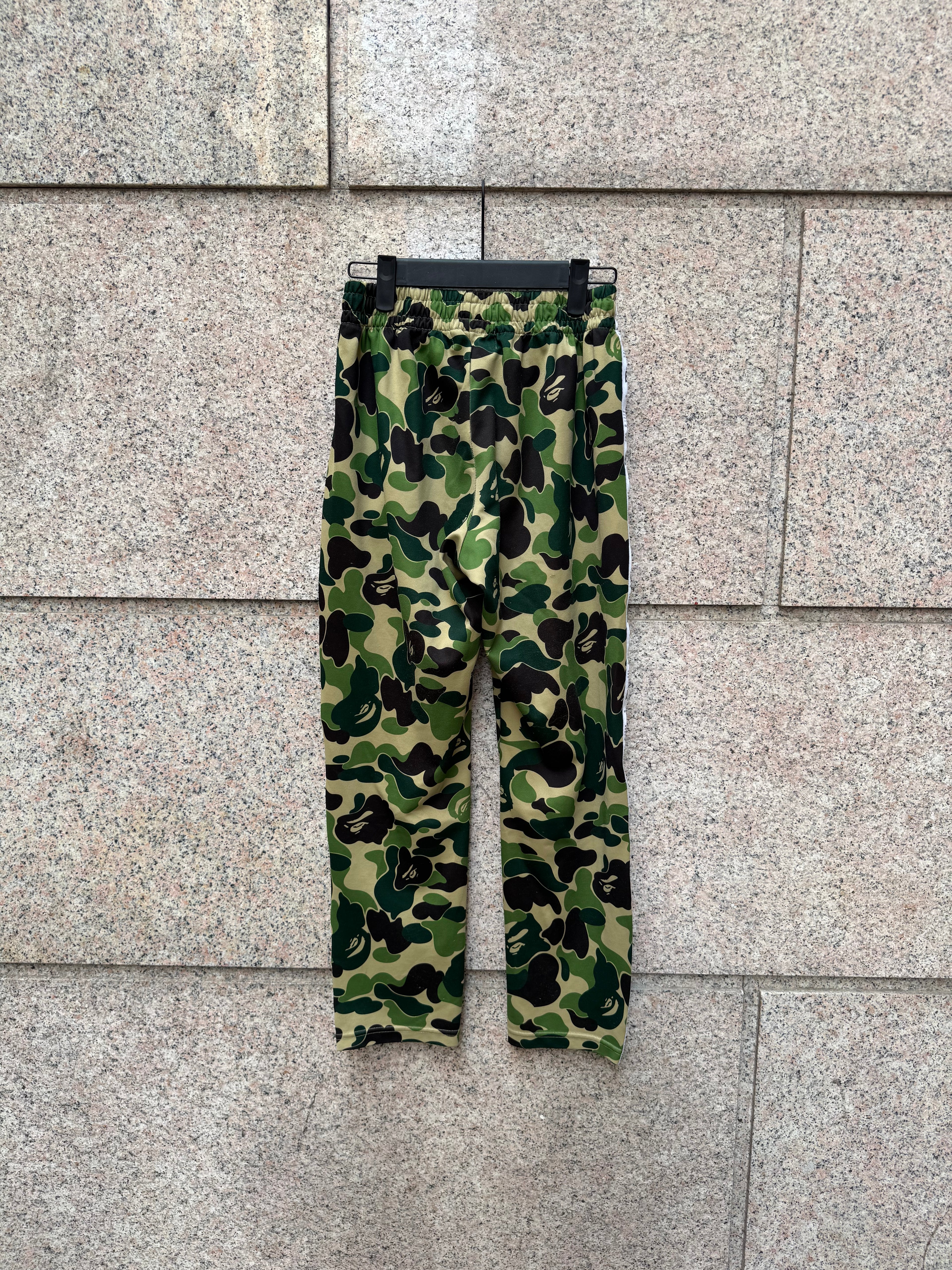 A Bathing Ape Bape Track Pants Camo - M (USED)