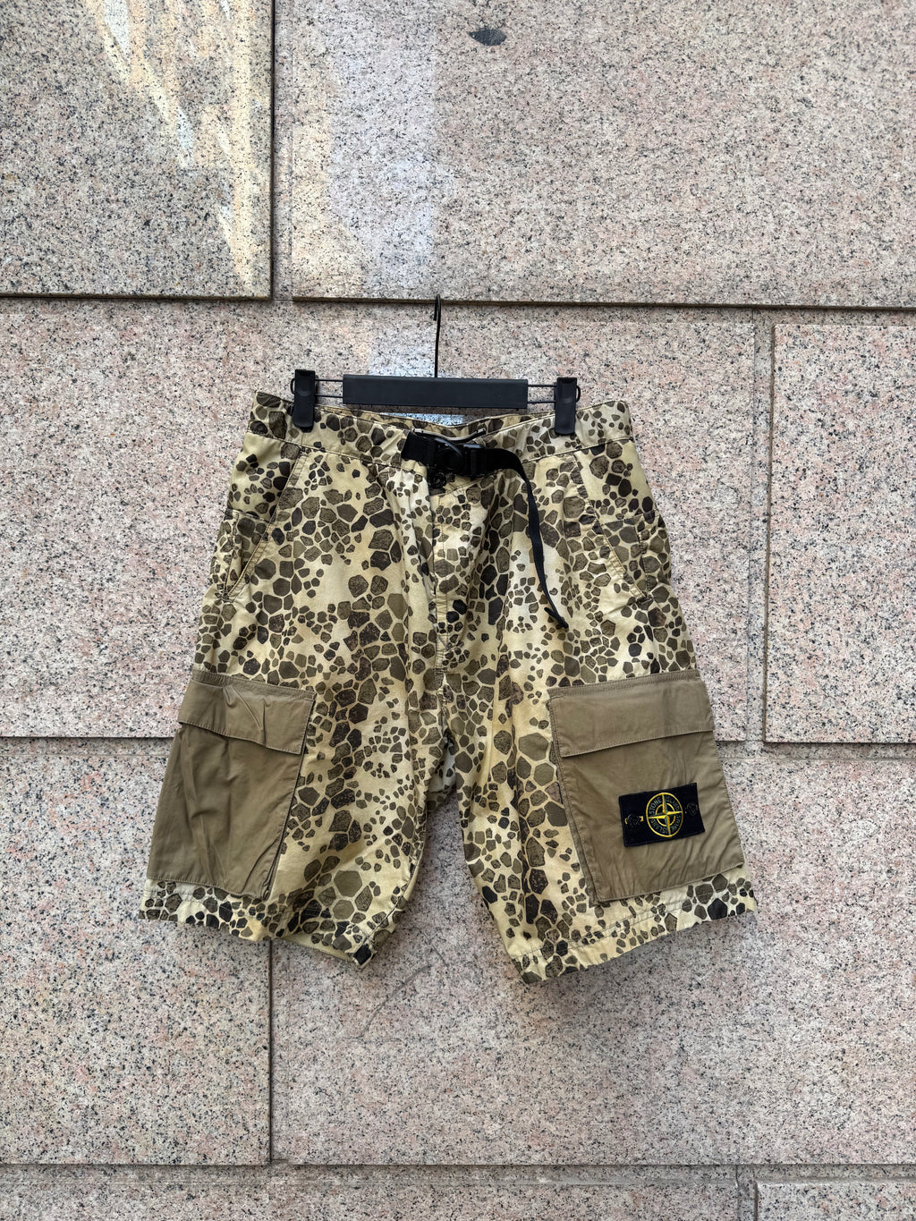 Stone Island Short Alligator Camo W34 - L (USED)