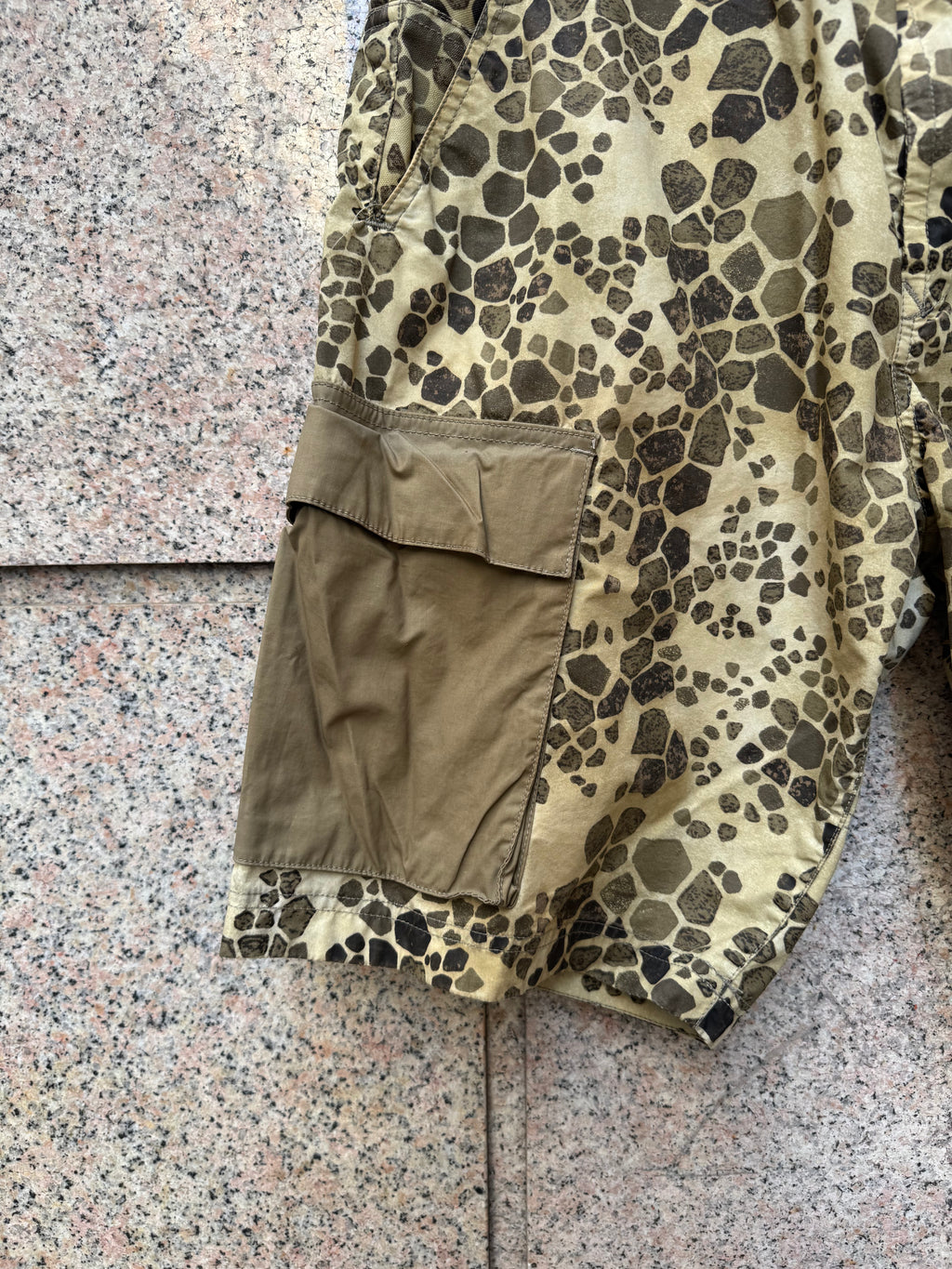 Stone Island Short Alligator Camo W34 - L (USED)