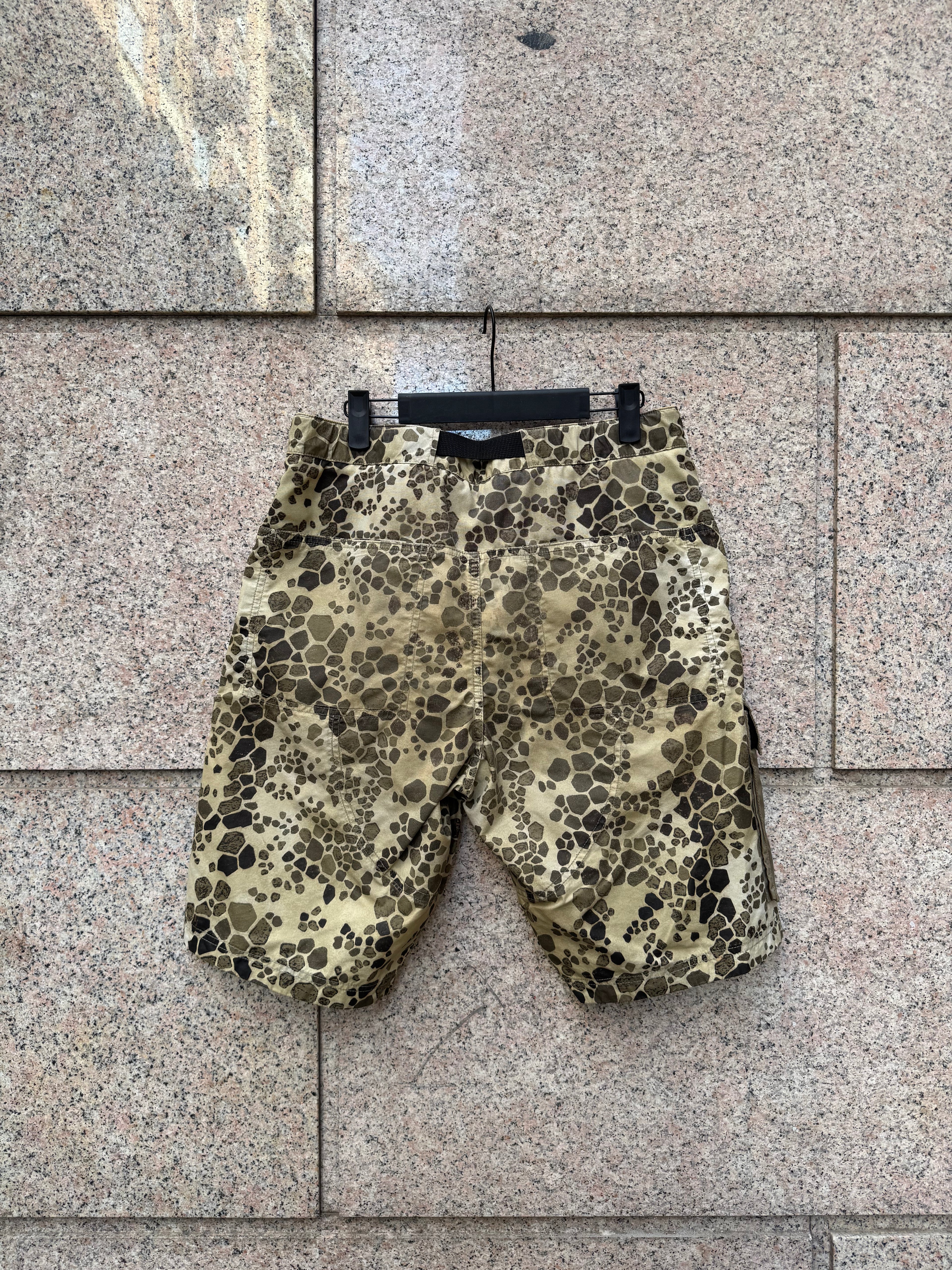Stone Island Short Alligator Camo W34 - L (USED)