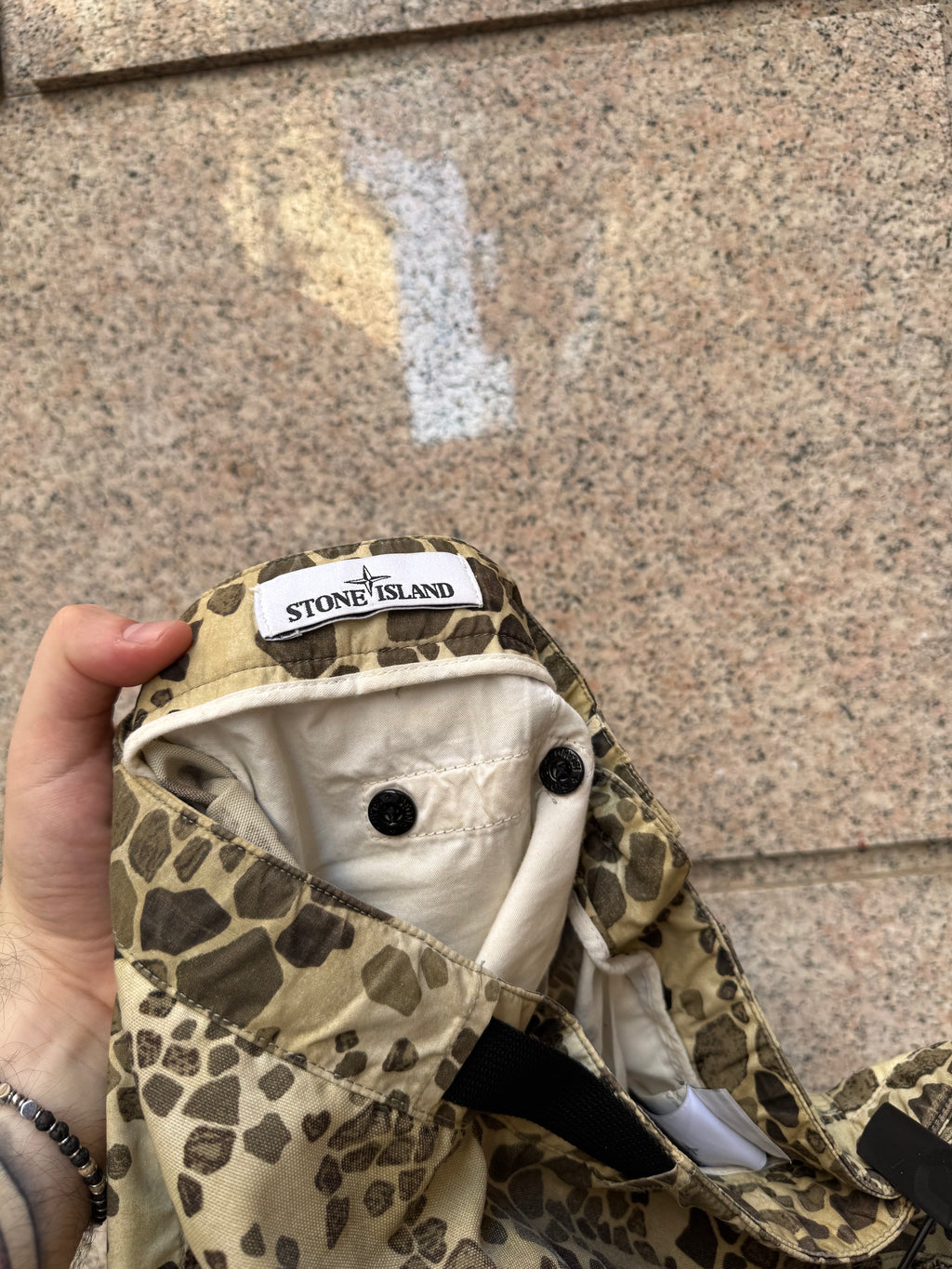 Stone Island Short Alligator Camo W34 - L (USED)