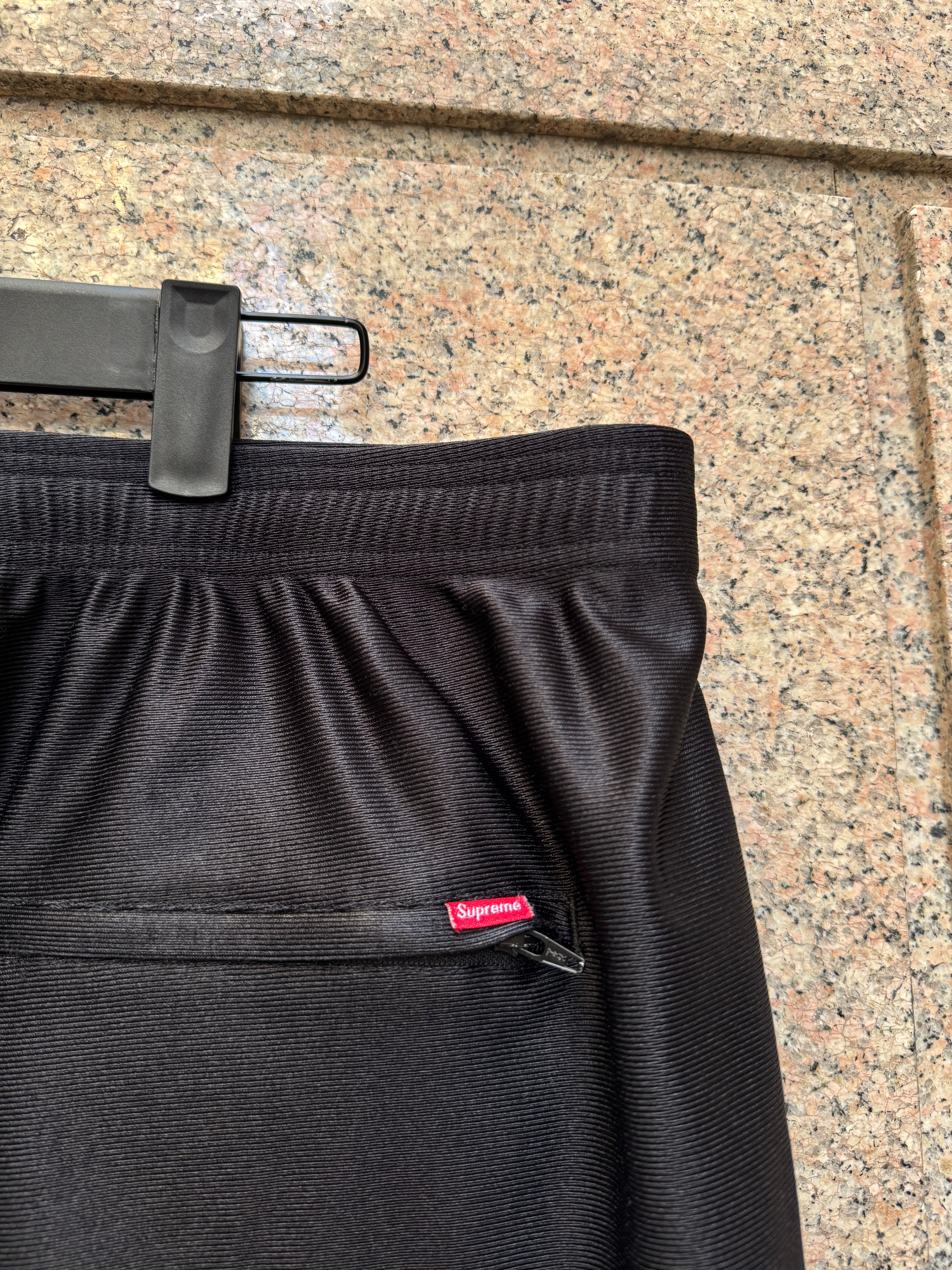 Supreme Stides Short Black - L (USED)