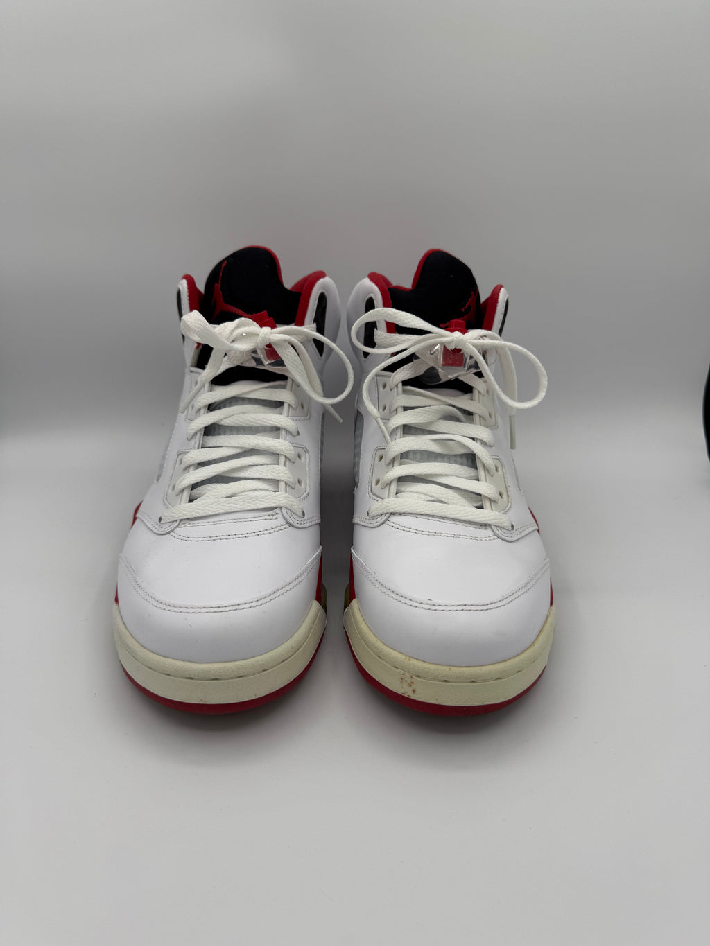 Jordan 5 Retro Fire Red Black Tongue (2013) - 42Eu (USED)