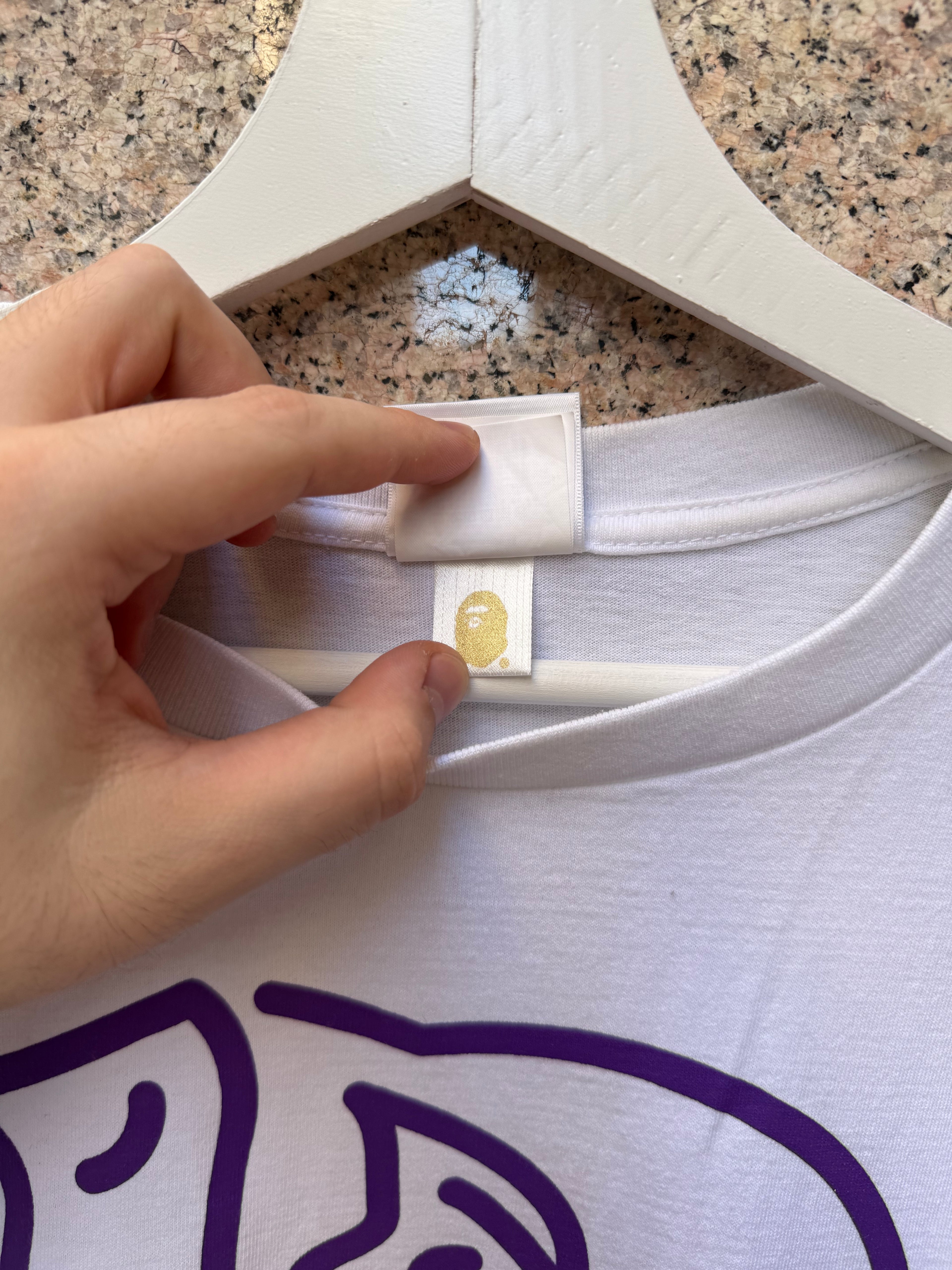 A Bathing Ape Bape Graffiti WHite Tee - L (USED)