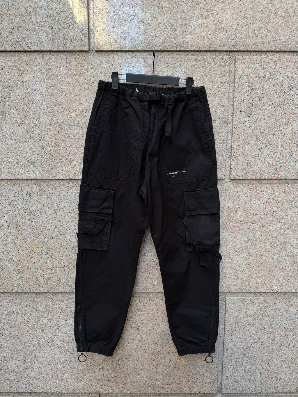 Off-White Cargo Black Utility - M (USED)