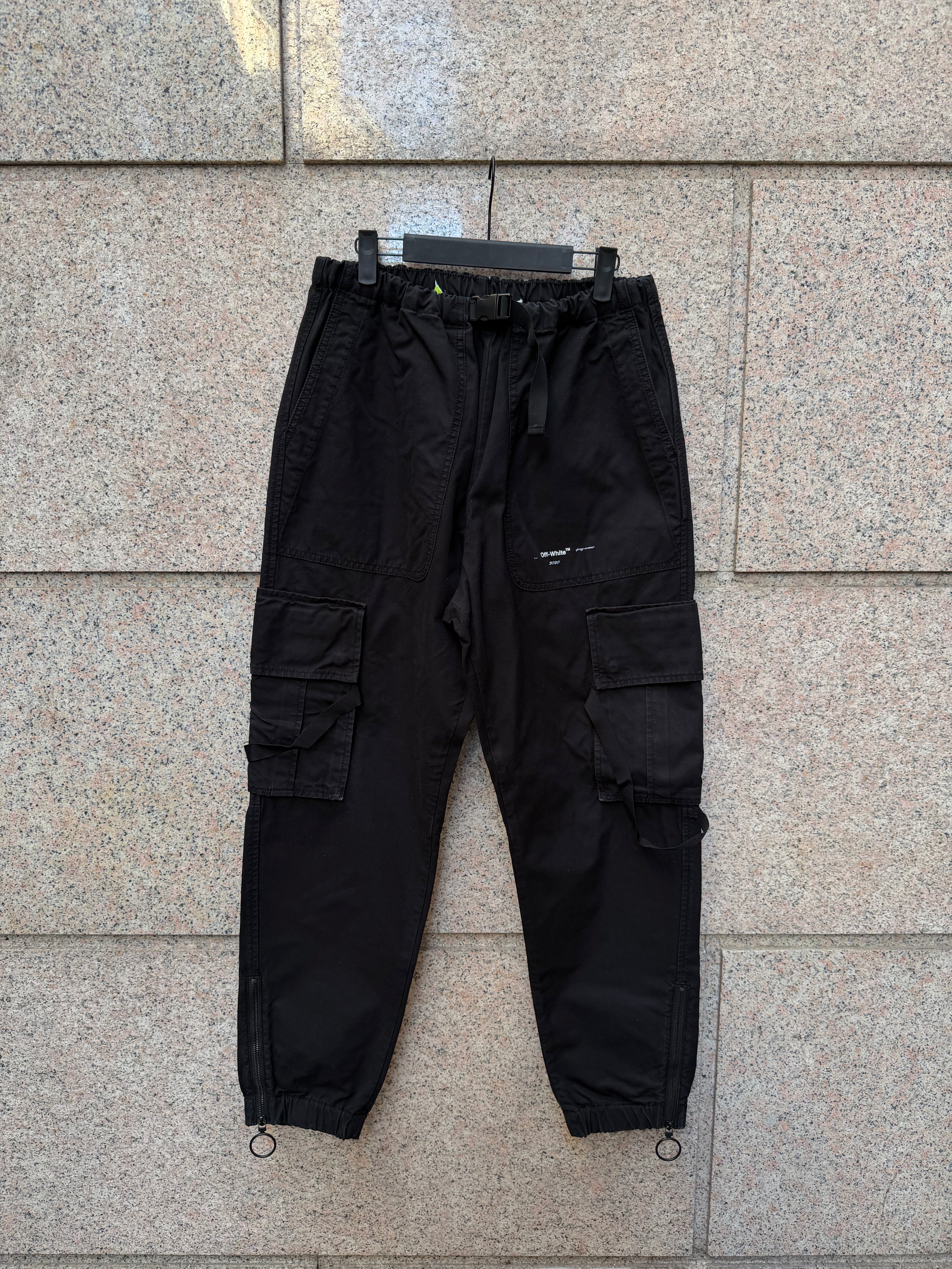 Off-White Cargo Black Utility - M (USED)