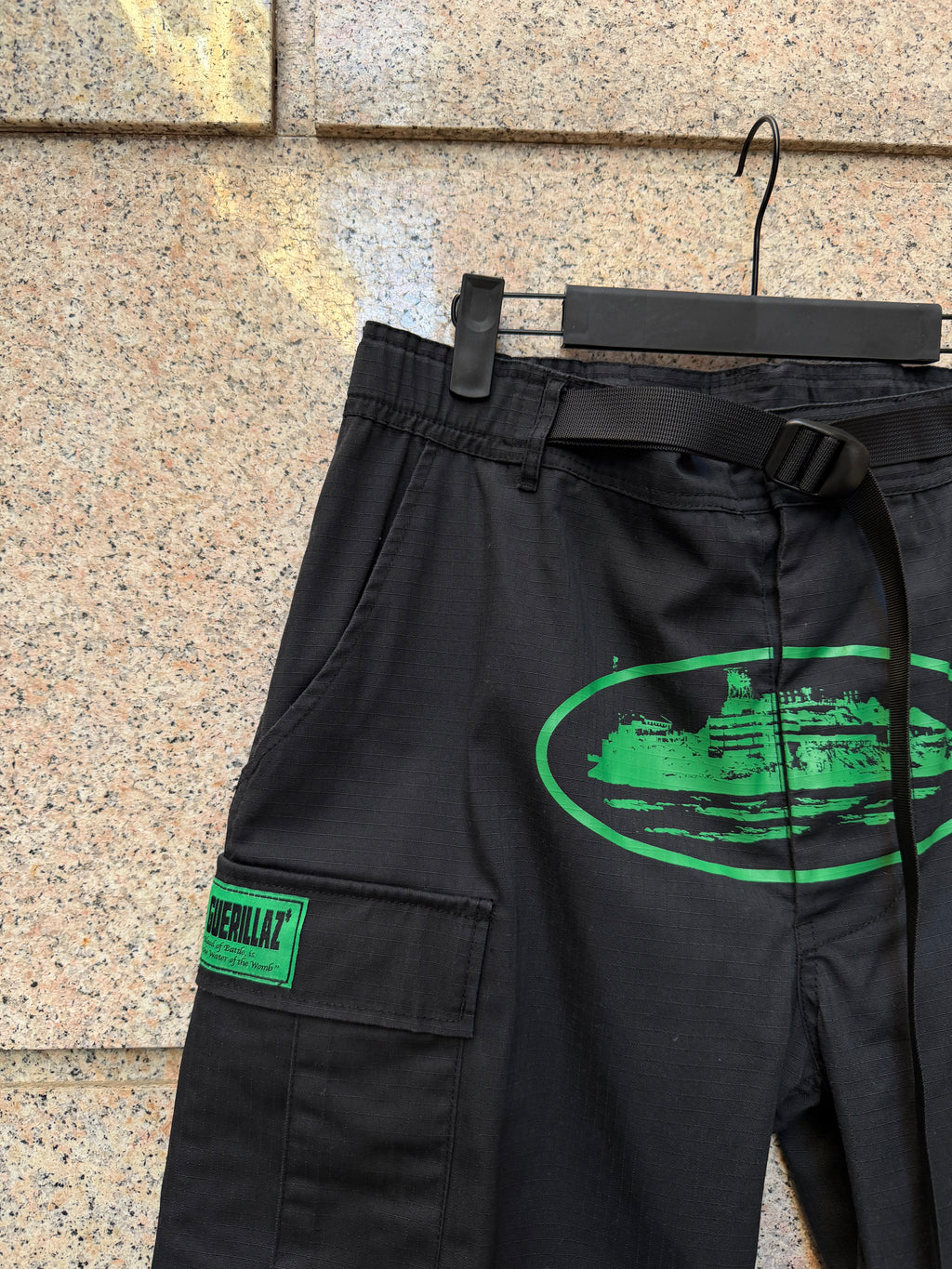 Corteiz Alcatraz Cargo Black/Green  - L (USED)
