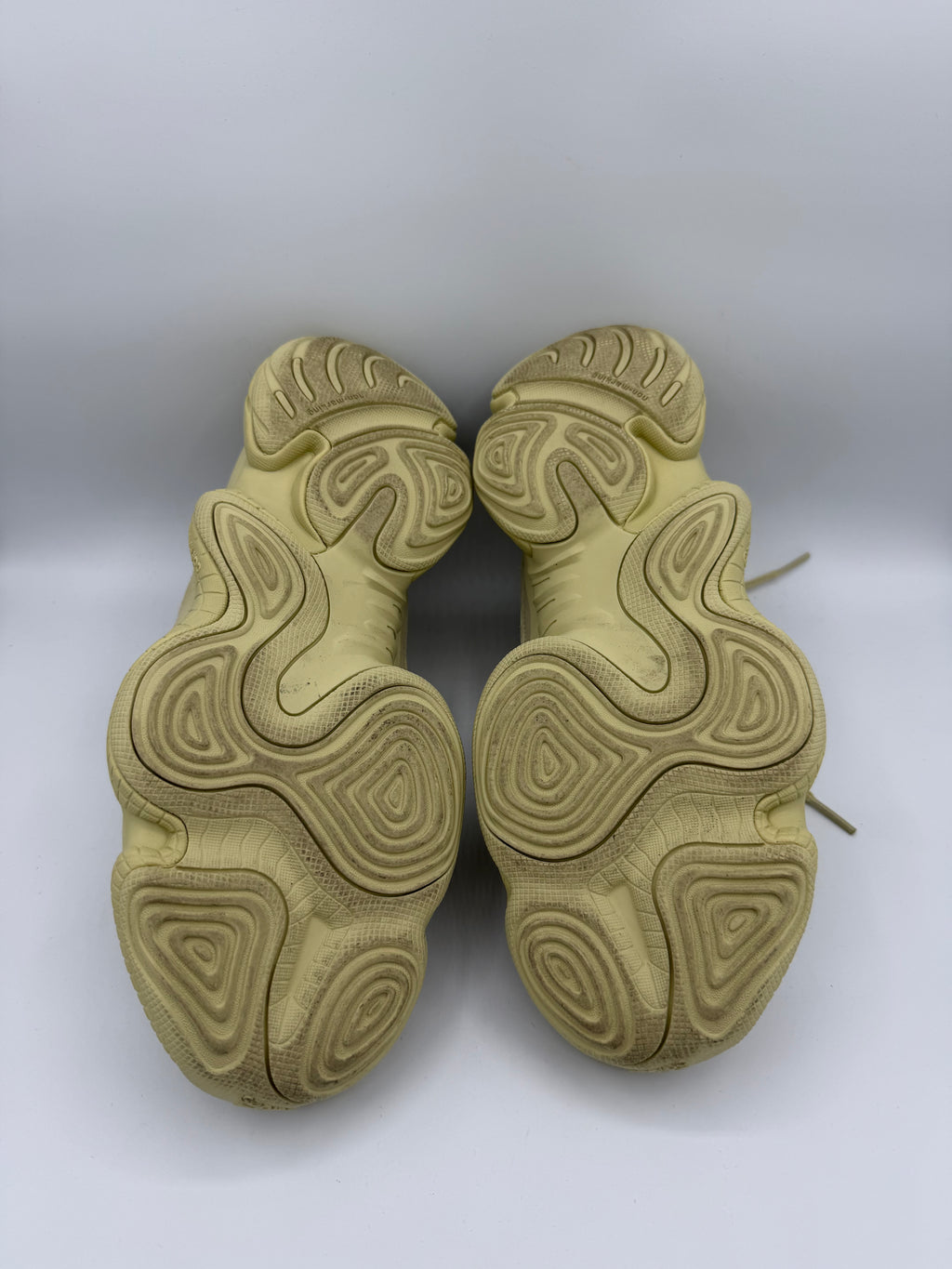 Yeezy 500 Super Moon Yellow - 44,5Eu (USED)