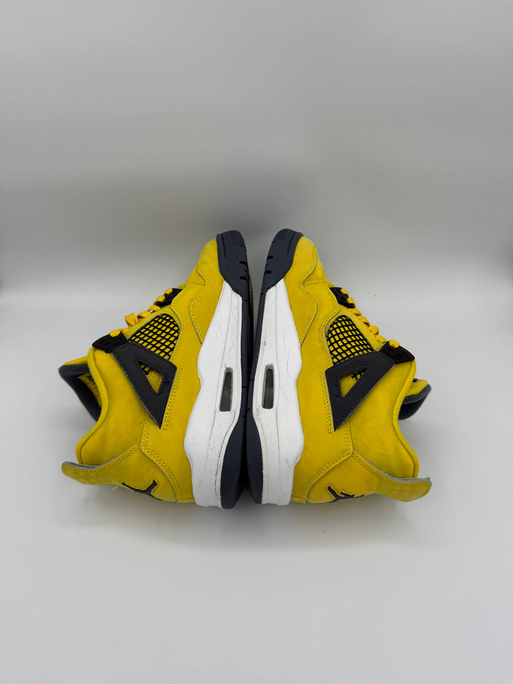 Jordan 4 Retro Lightning - 37,5Eu (USED)