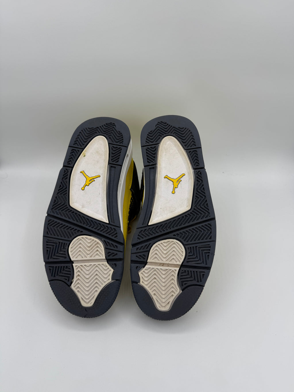 Jordan 4 Retro Lightning - 37,5Eu (USED)