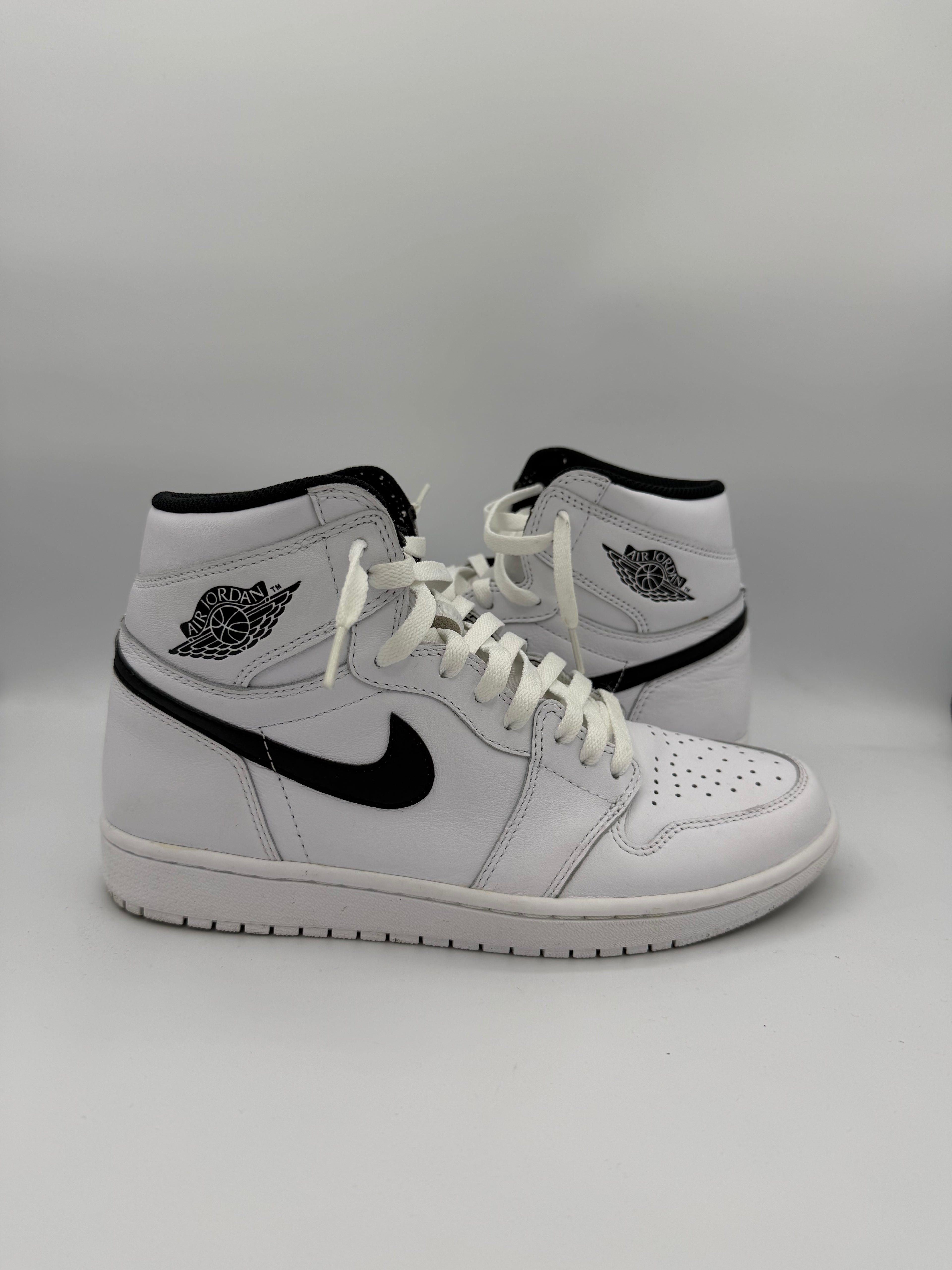 Jordan 1 Retro Yin Yang White - 42Eu (USED)
