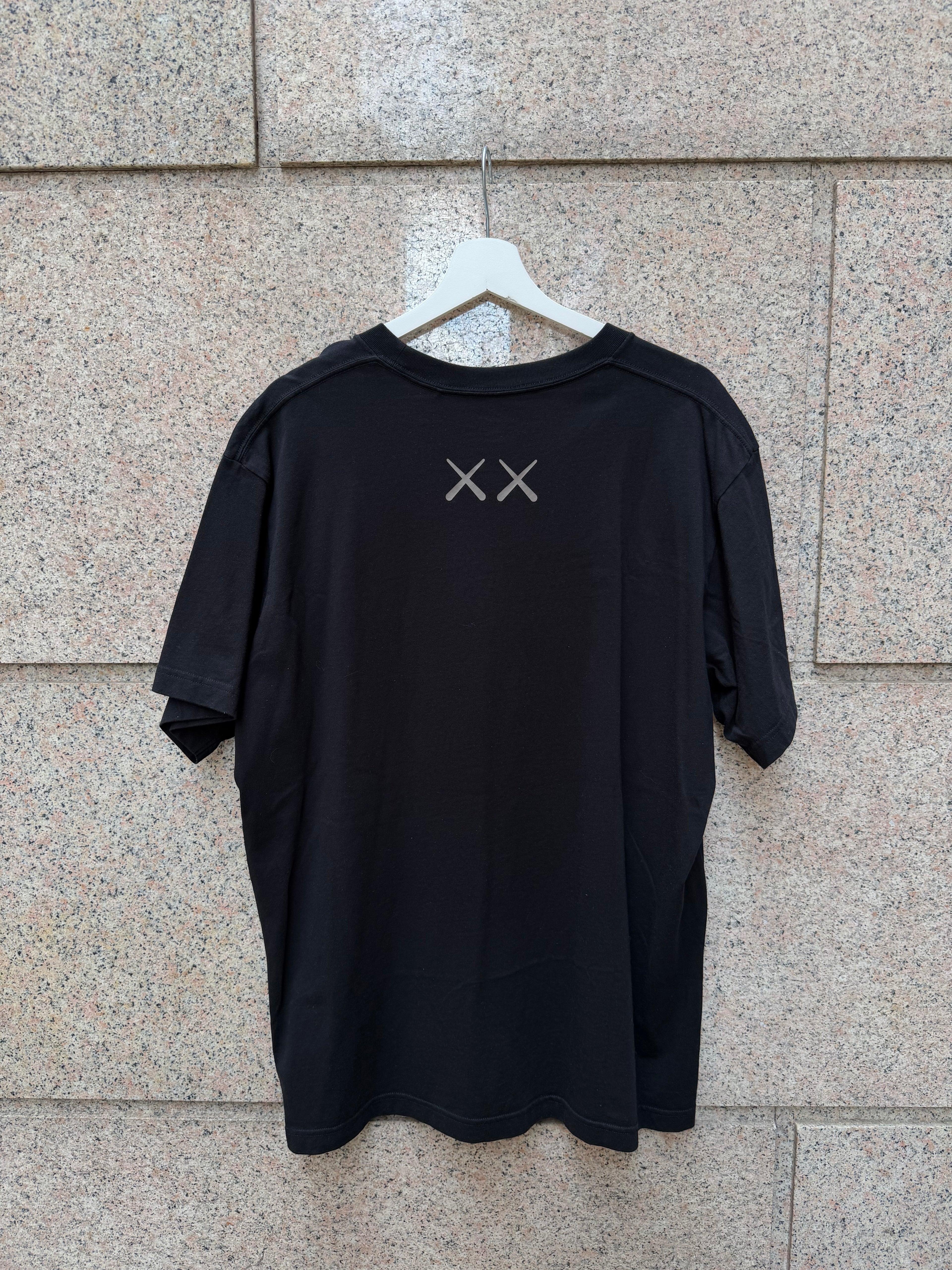 Kaws X Uniqlo Tee Black- XL (USED)