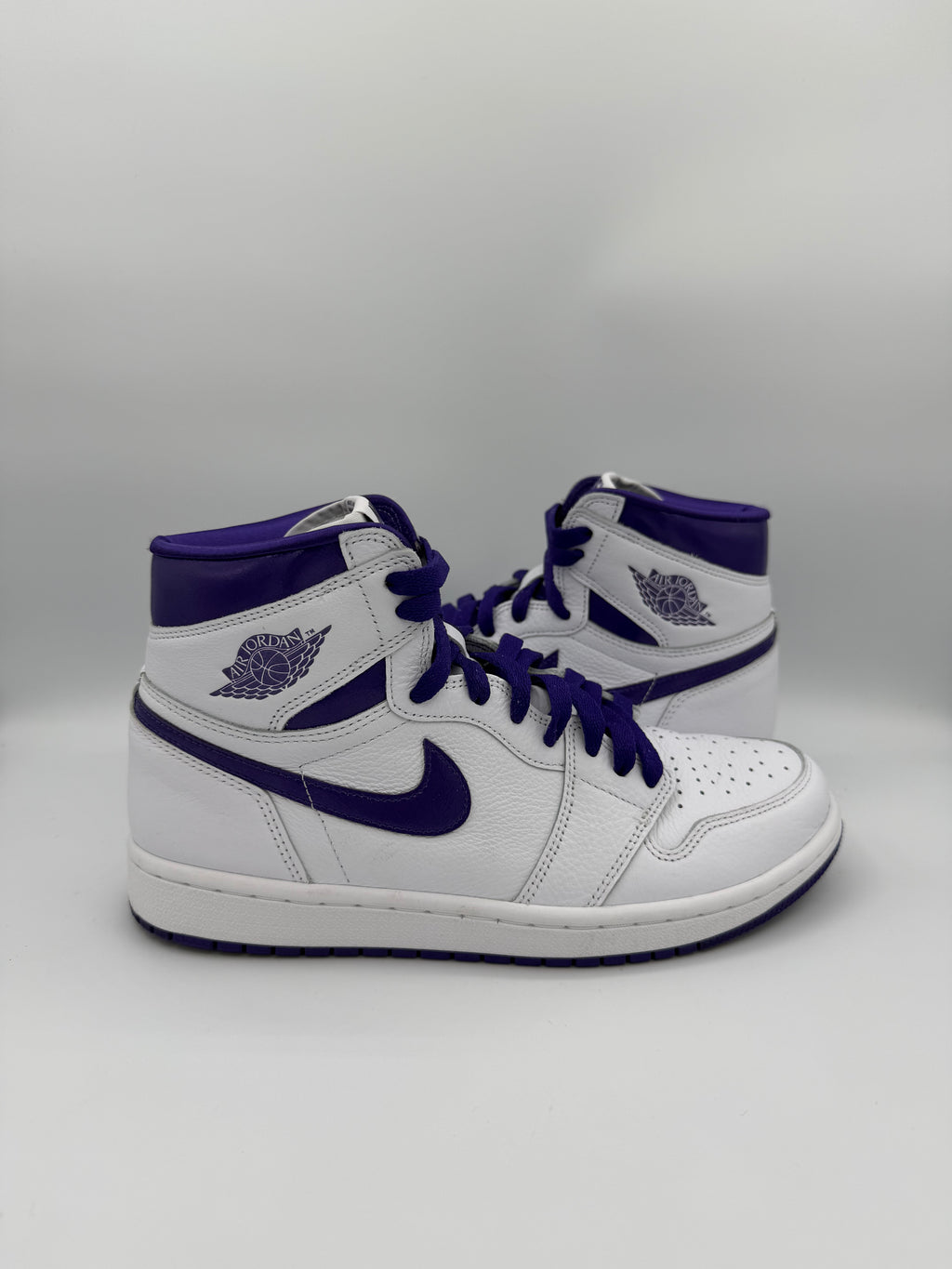 Jordan 1 High Court Purple 3.0 - 40,5Eu (USED)