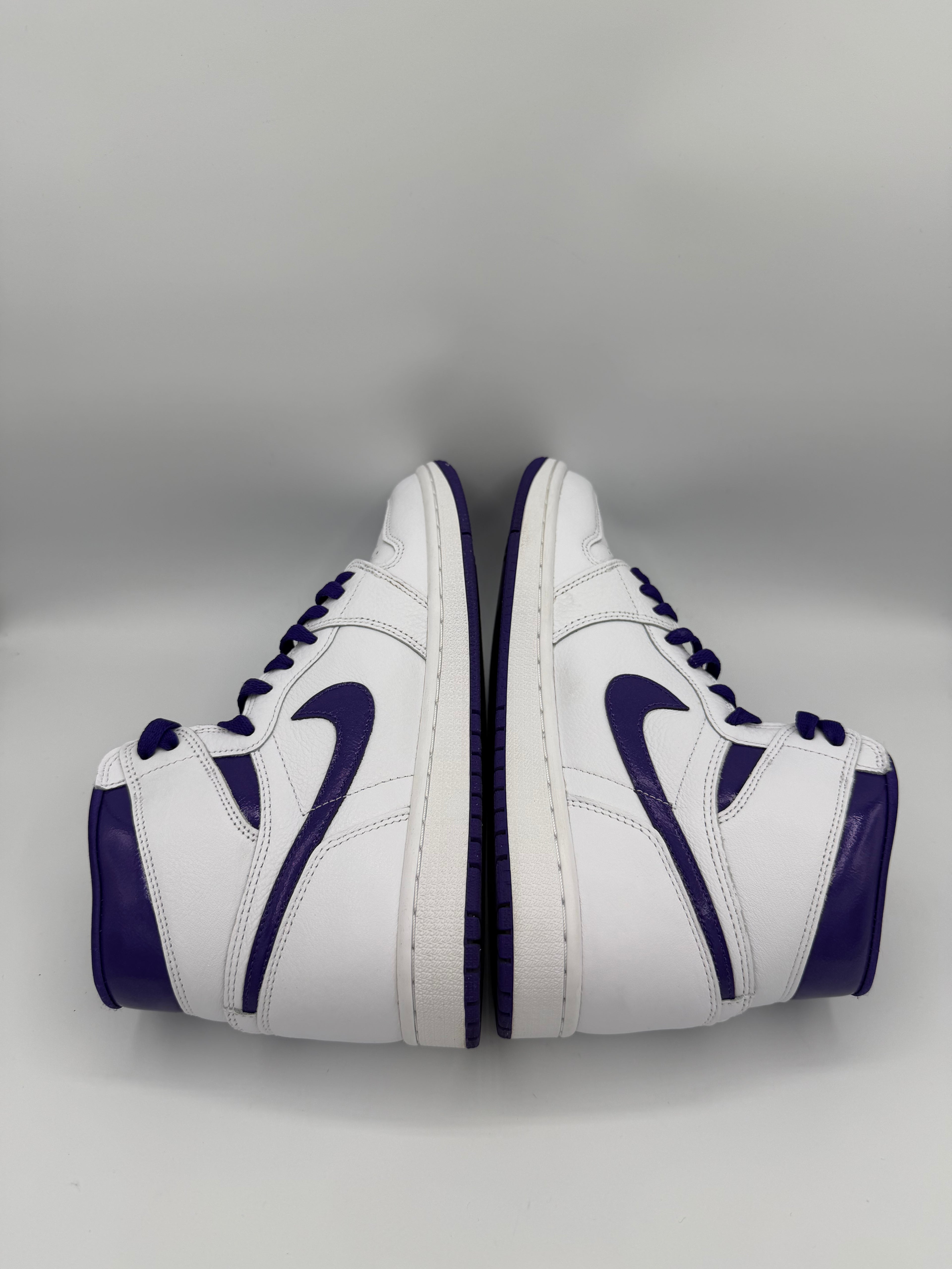 Jordan 1 High Court Purple 3.0 - 40,5Eu (USED)