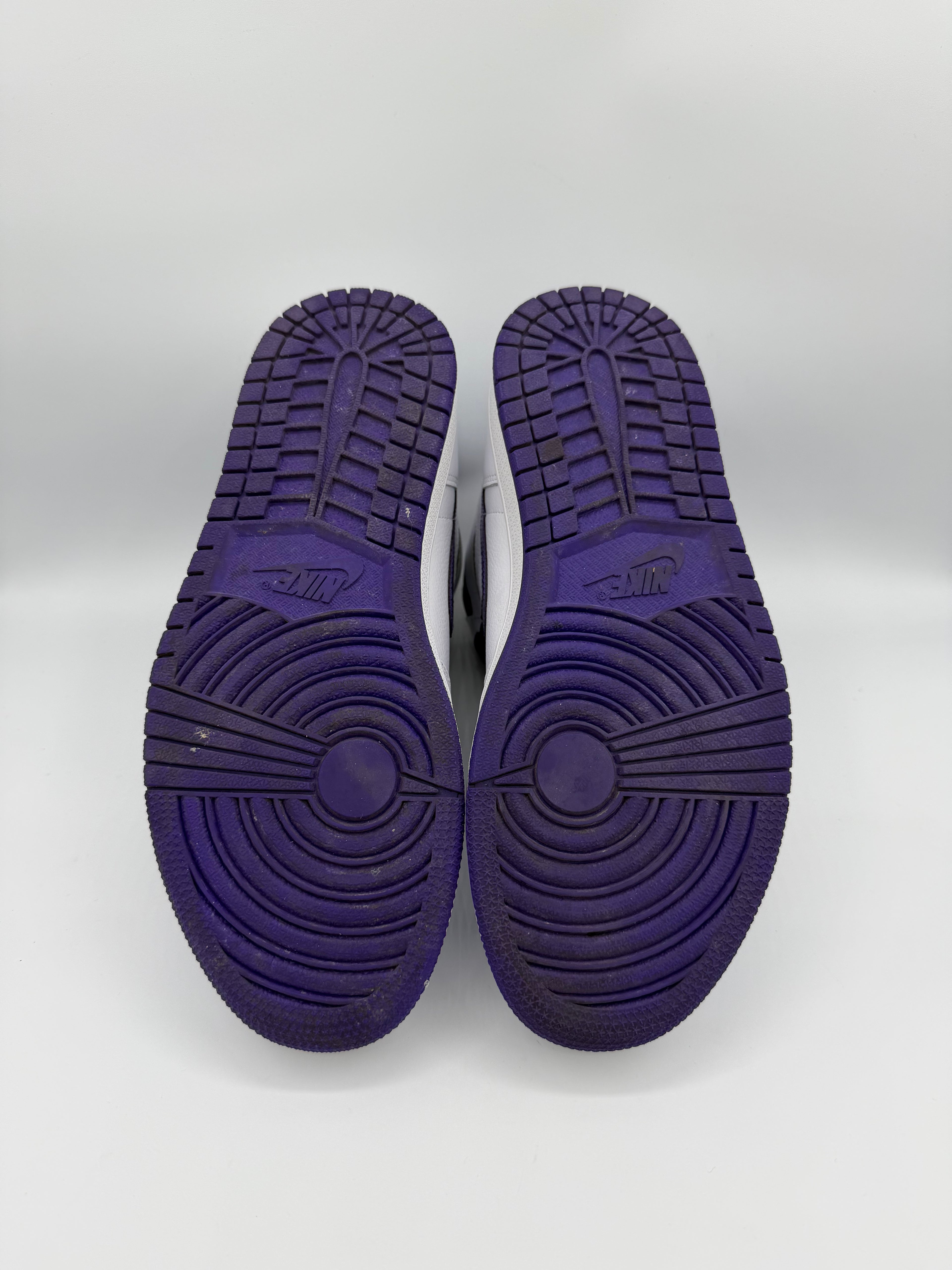 Jordan 1 High Court Purple 3.0 - 40,5Eu (USED)