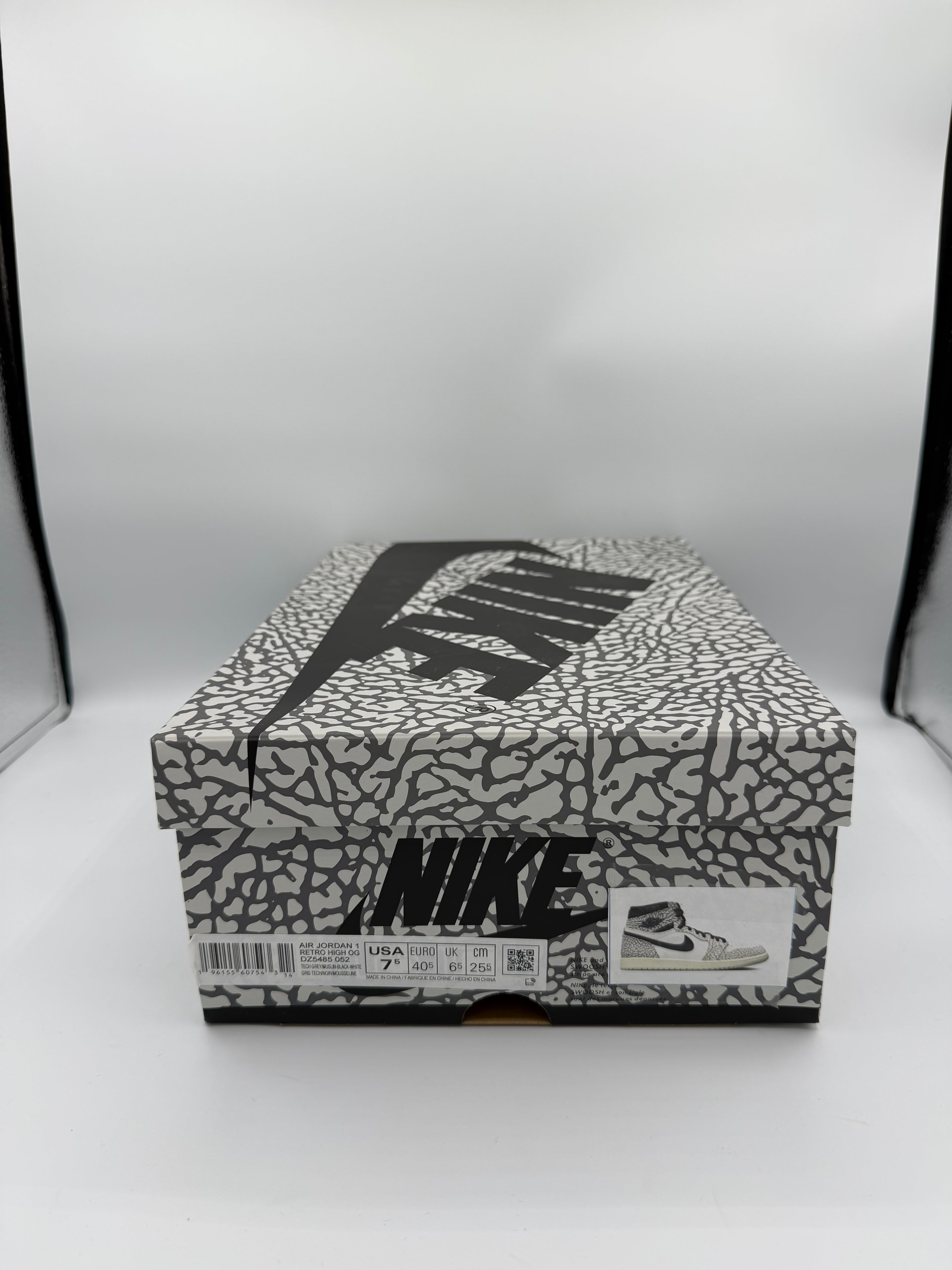 Jordan 1 High White Cement - 40,5Eu (USED)