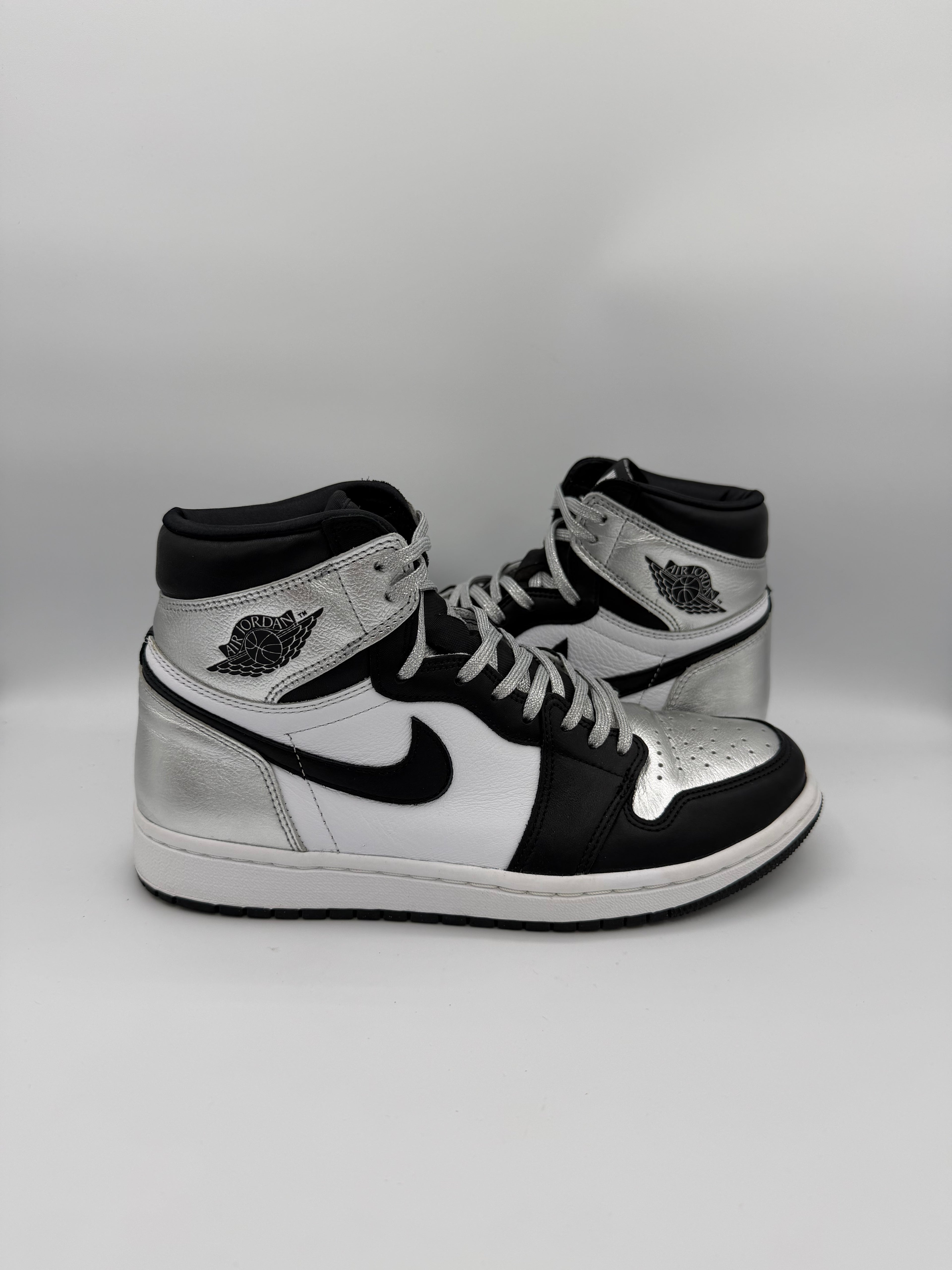 Jordan 1 High Silver Toe - 40,5Eu (USED)