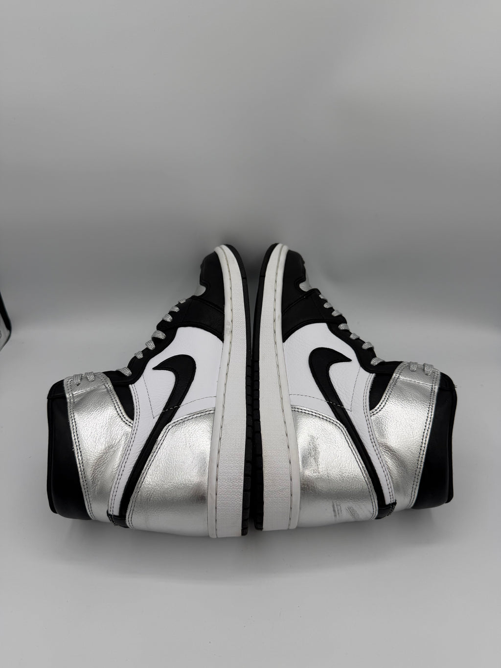 Jordan 1 High Silver Toe - 40,5Eu (USED)