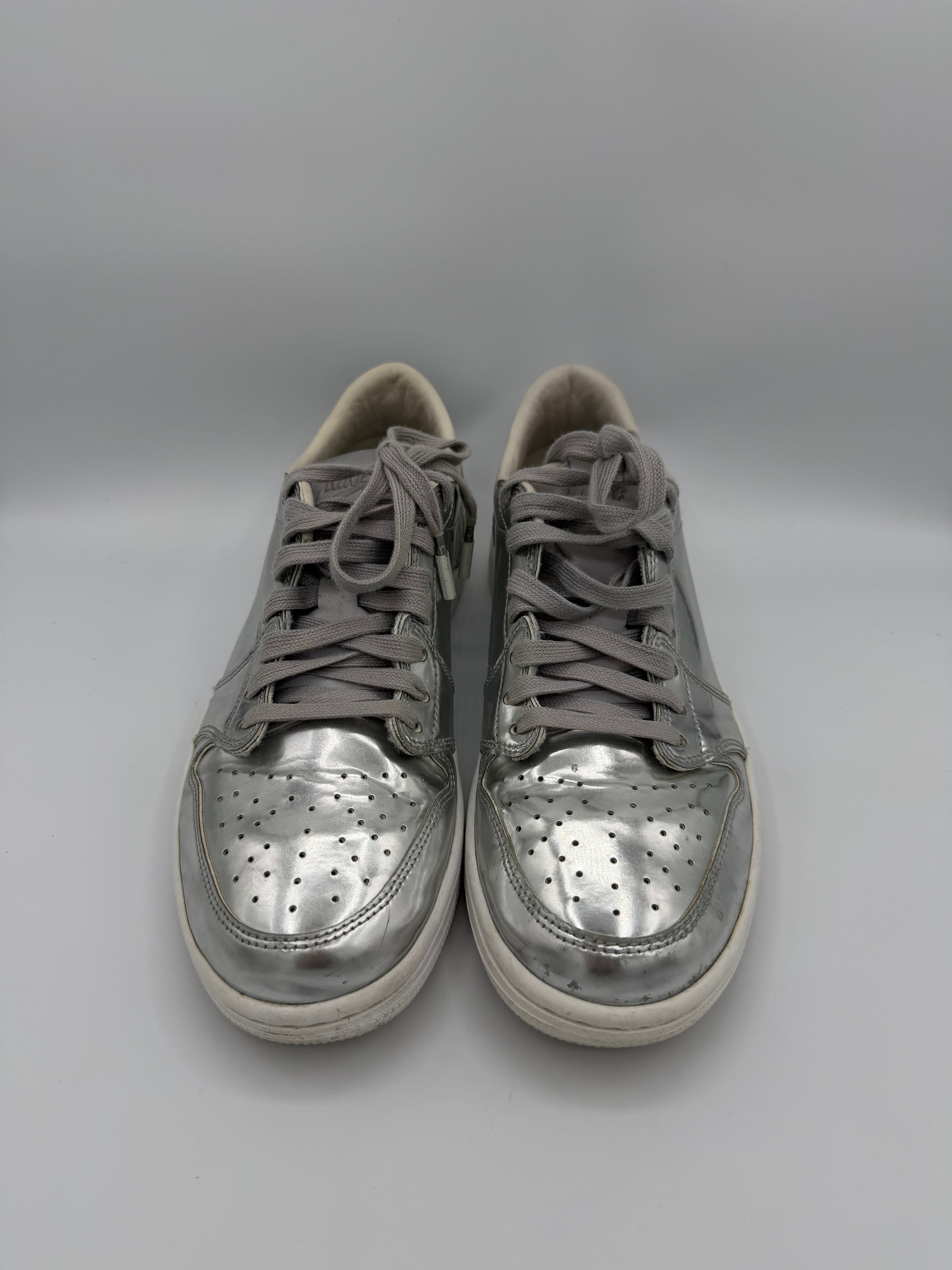 Jordan 1 Low Pinnacle - 41Eu (USED)