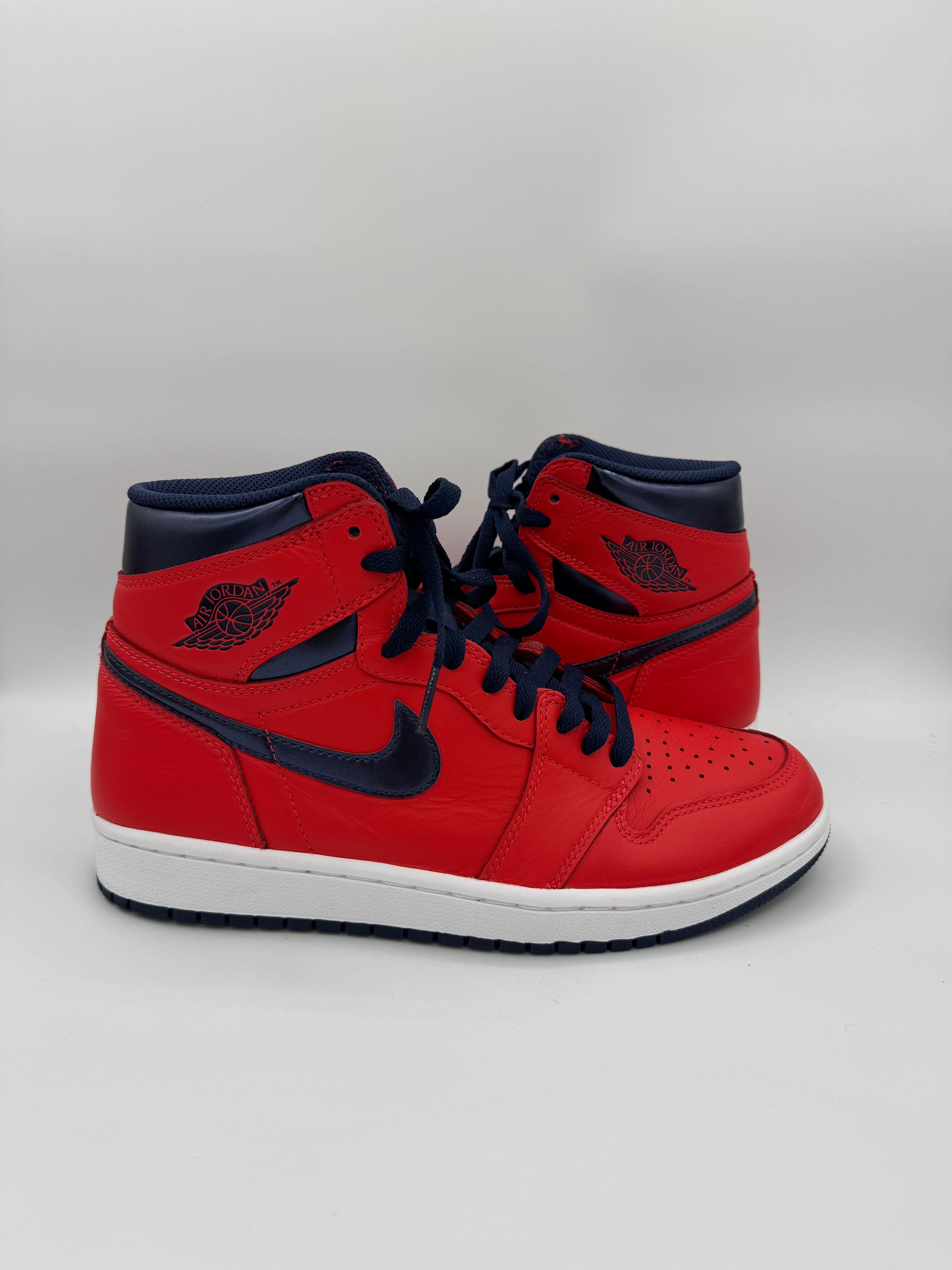 Jordan 1 High Letterman - 42Eu (USED)