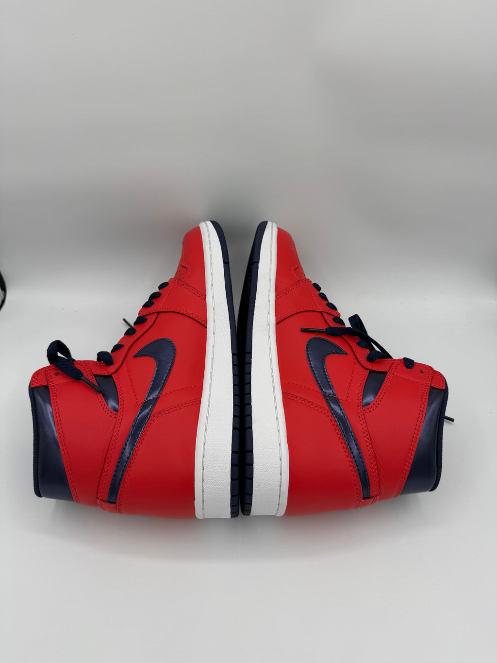 Jordan 1 High Letterman - 42Eu (USED)