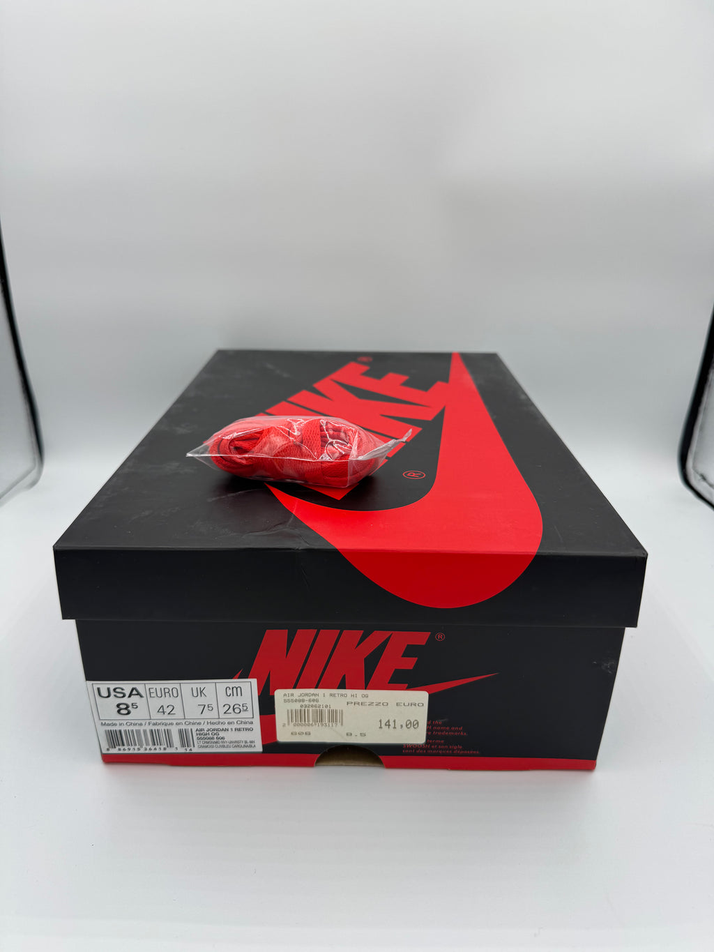 Jordan 1 High Letterman - 42Eu (USED)
