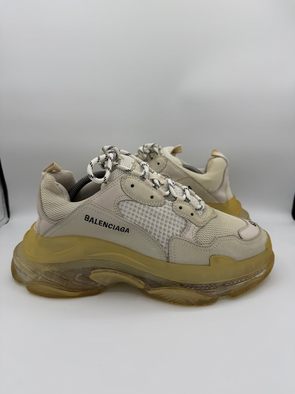 Balenciaga Triple S White - 43Eu (USED)