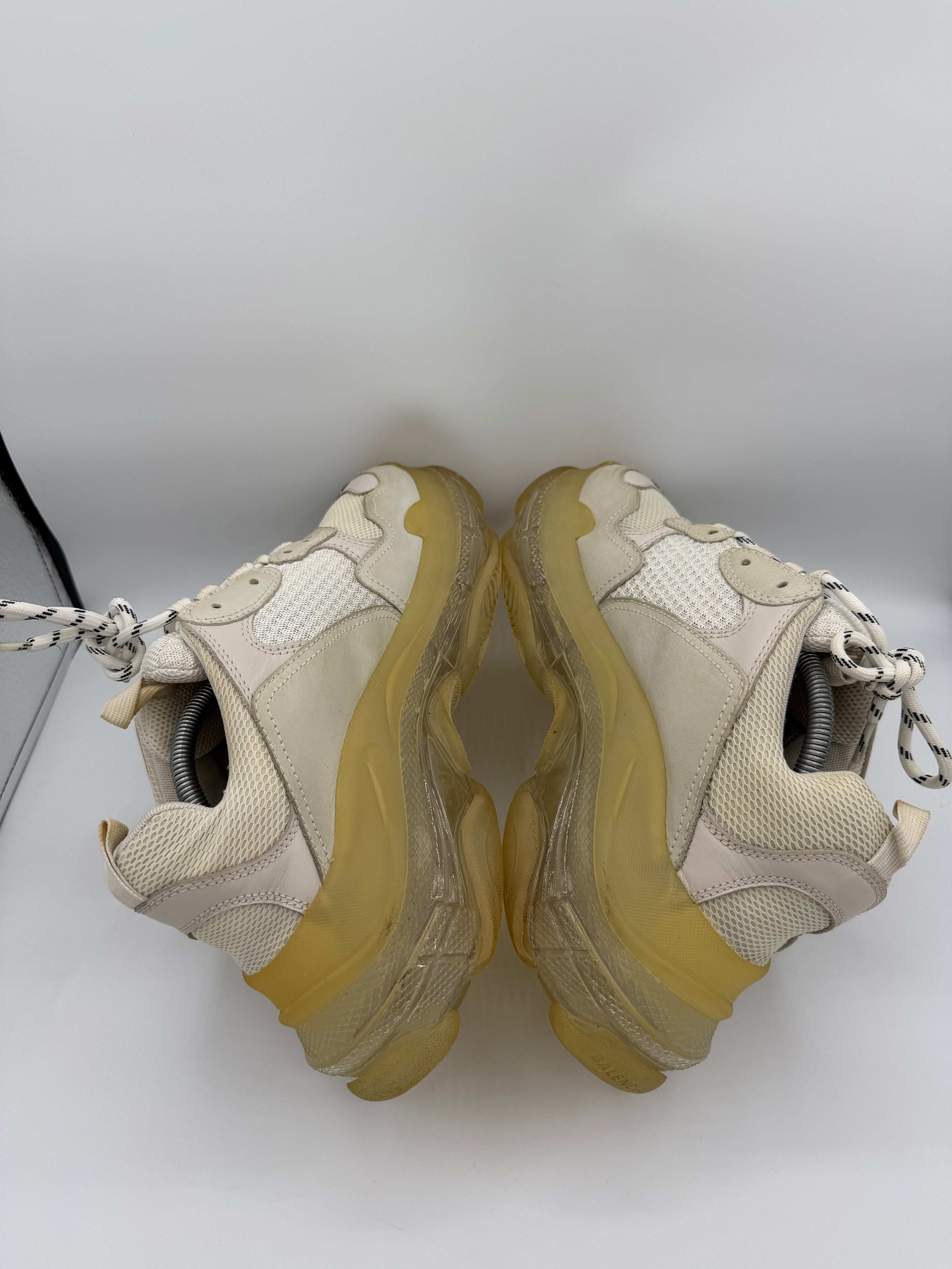 Balenciaga Triple S White - 43Eu (USED)