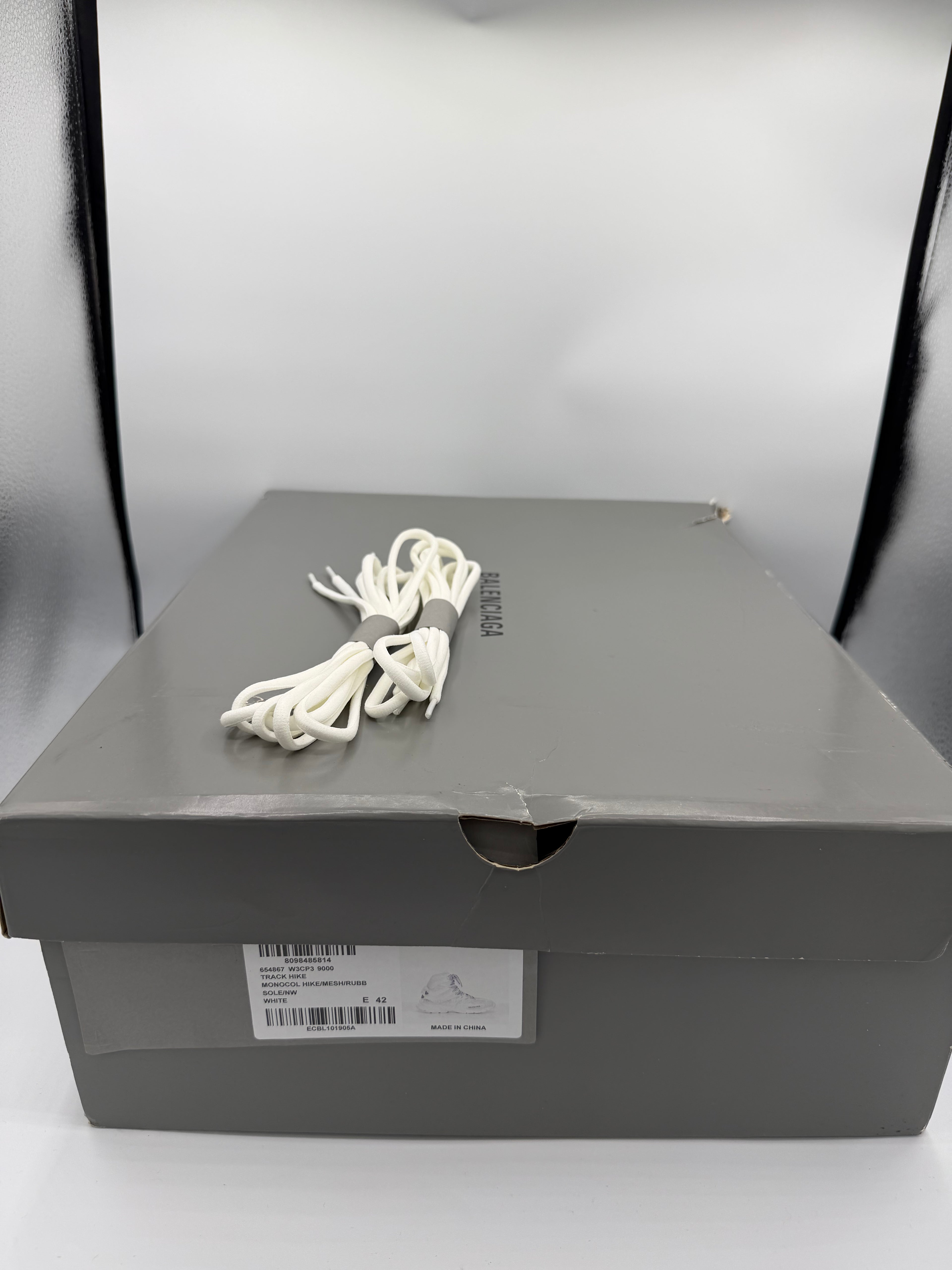 Balenciaga Track HIgh White - 42Eu (USED)